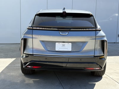 2024 Cadillac LYRIQ Luxury 2