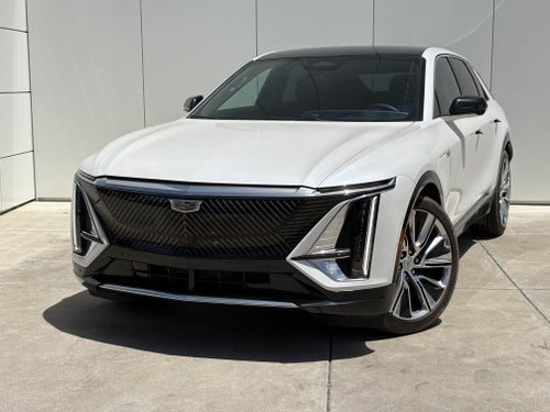 2024 Cadillac LYRIQ Luxury 3