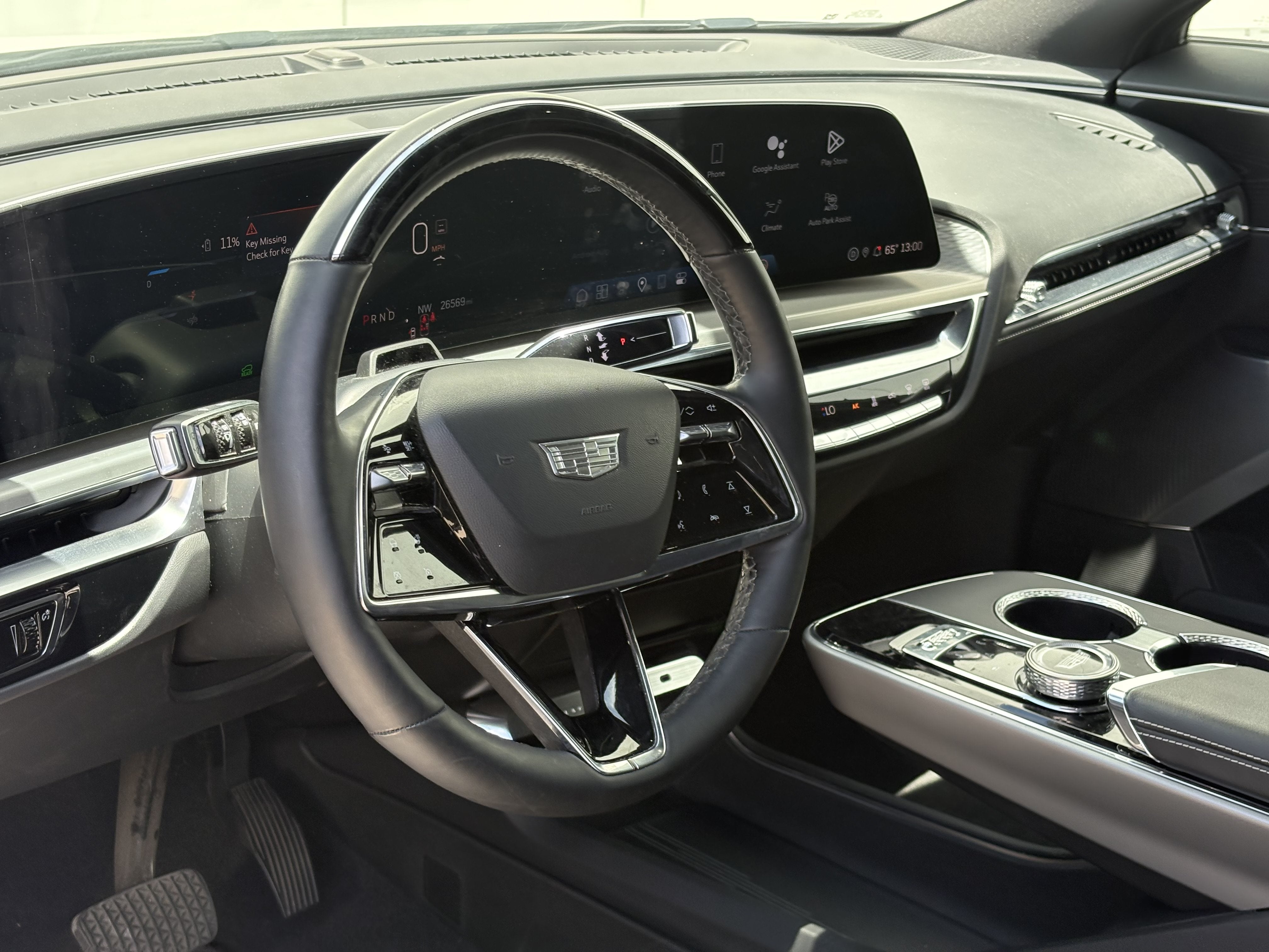 2024 Cadillac LYRIQ Luxury 3