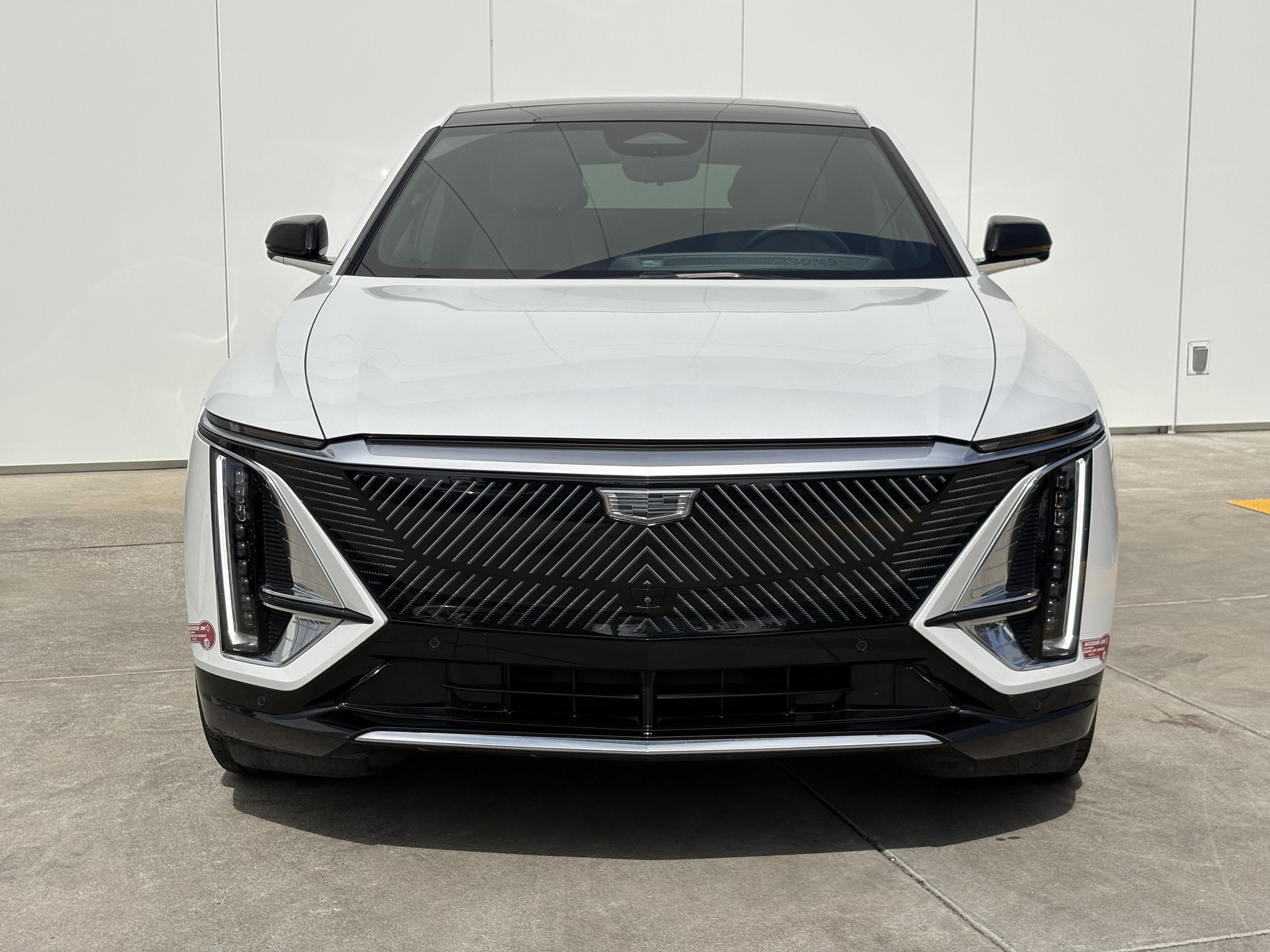 2024 Cadillac LYRIQ Luxury 3