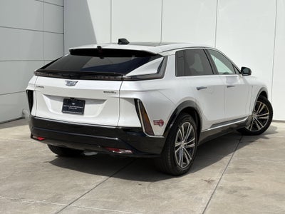 2024 Cadillac LYRIQ Luxury 3