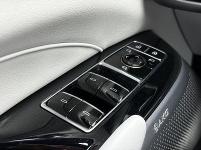 2024 Cadillac LYRIQ Luxury 3