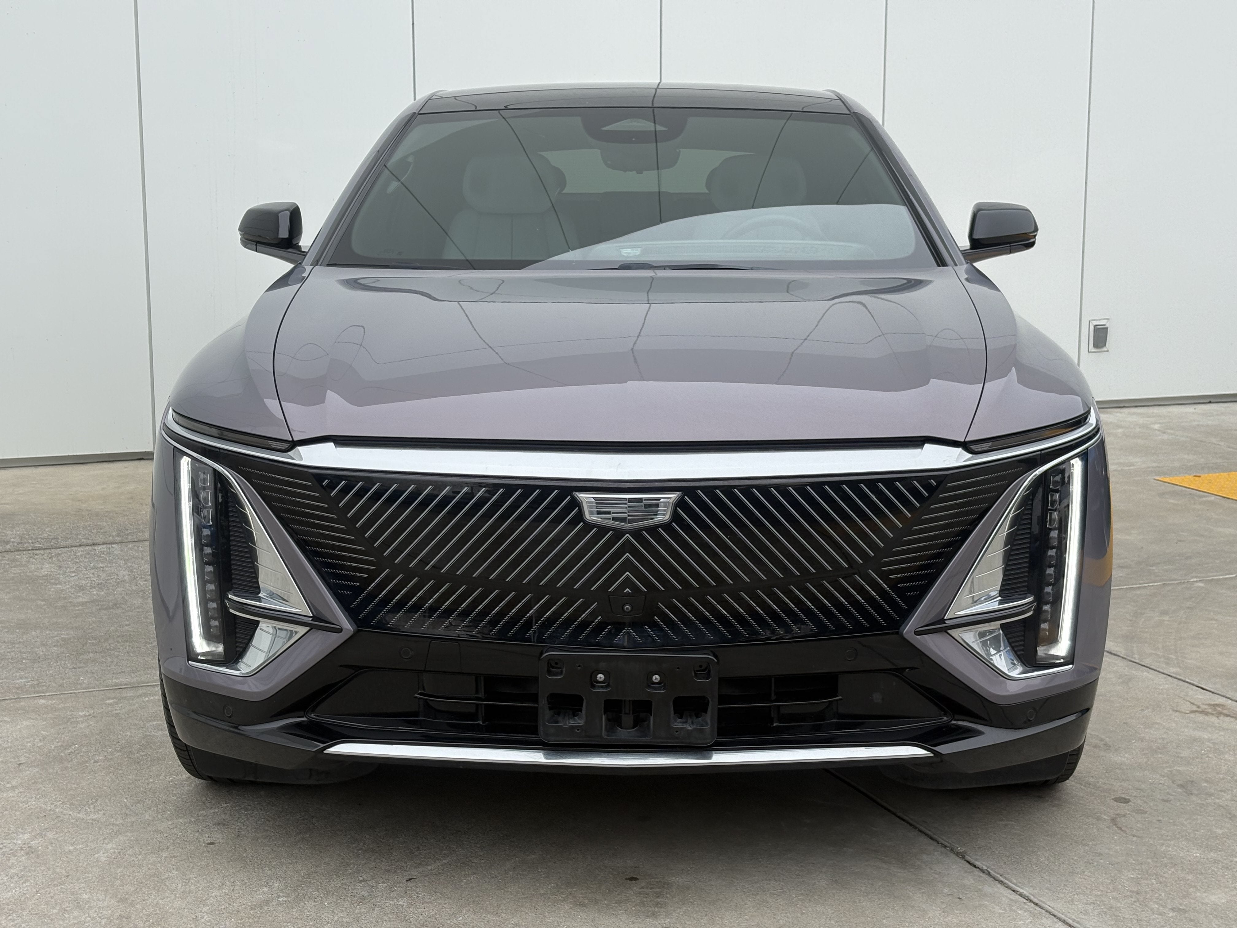 2024 Cadillac LYRIQ Luxury 3
