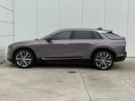2024 Cadillac LYRIQ Luxury 3