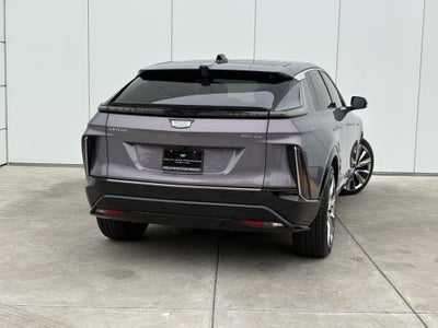 2024 Cadillac LYRIQ Luxury 3
