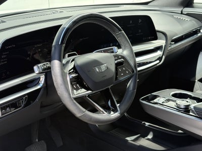 2024 Cadillac LYRIQ Luxury 3