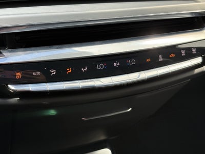 2024 Cadillac LYRIQ Luxury 3