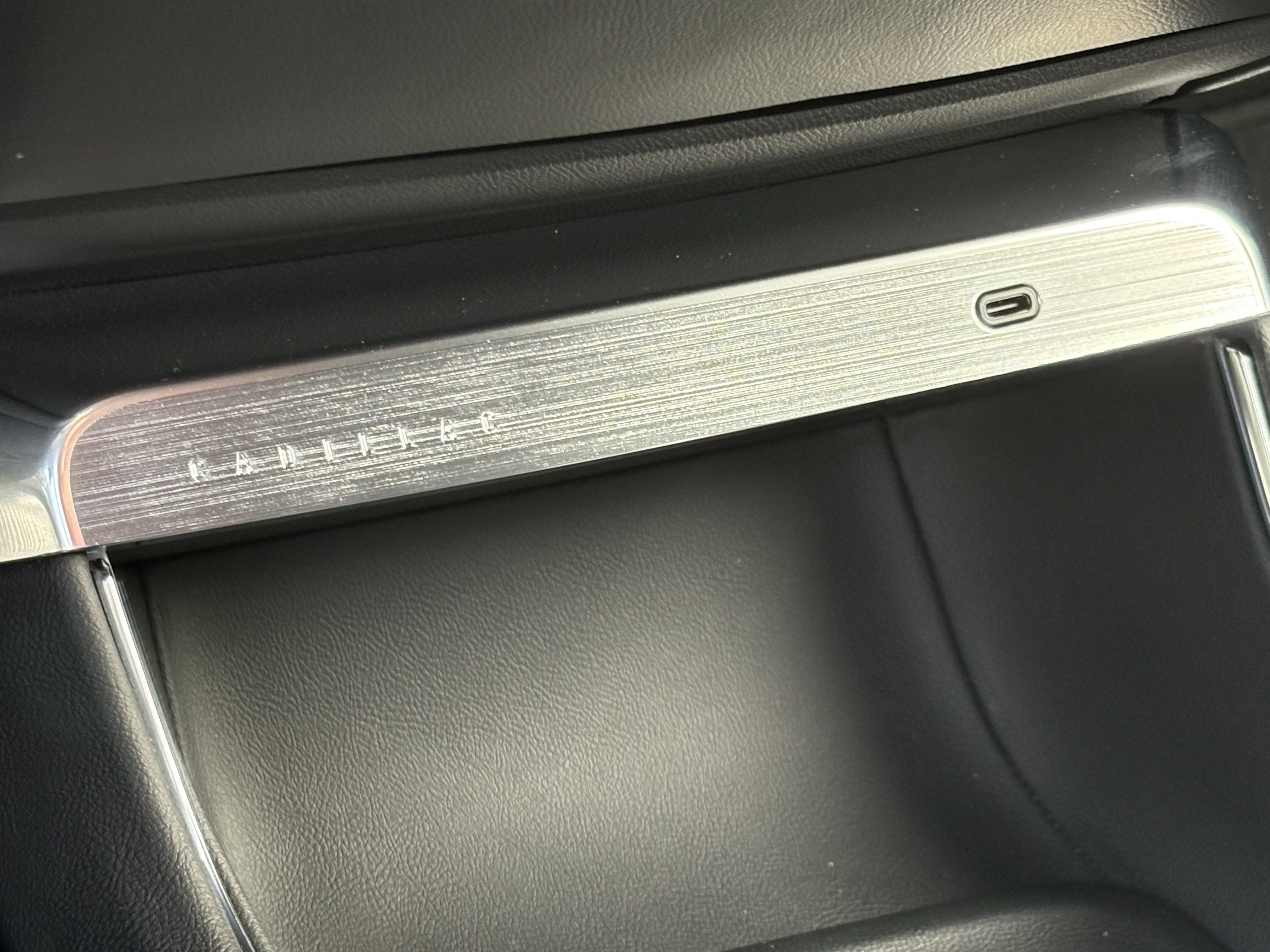 2024 Cadillac LYRIQ Luxury 3