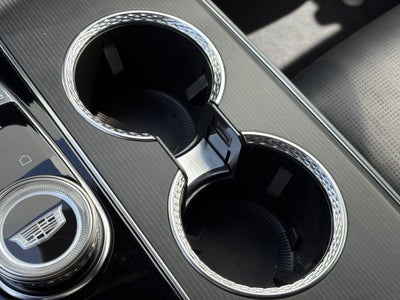 2024 Cadillac LYRIQ Luxury 3