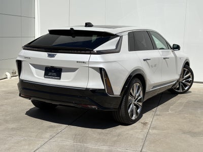 2024 Cadillac LYRIQ Luxury 3
