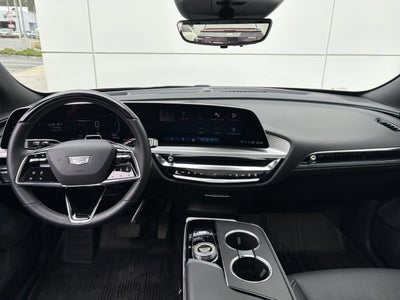 2024 Cadillac LYRIQ Luxury 3