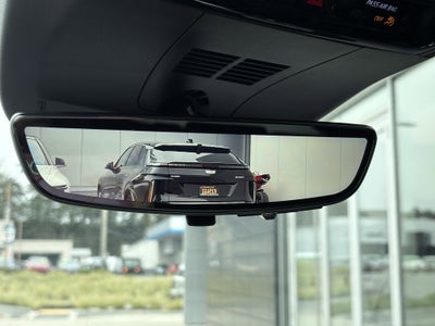 2024 Cadillac LYRIQ Luxury 3