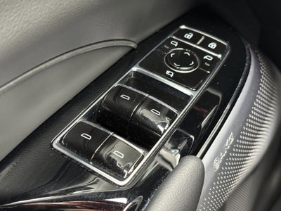 2024 Cadillac LYRIQ Luxury 3