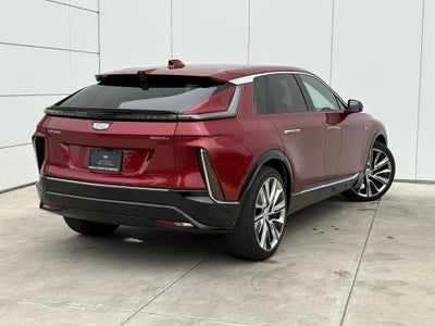2024 Cadillac LYRIQ Luxury 3