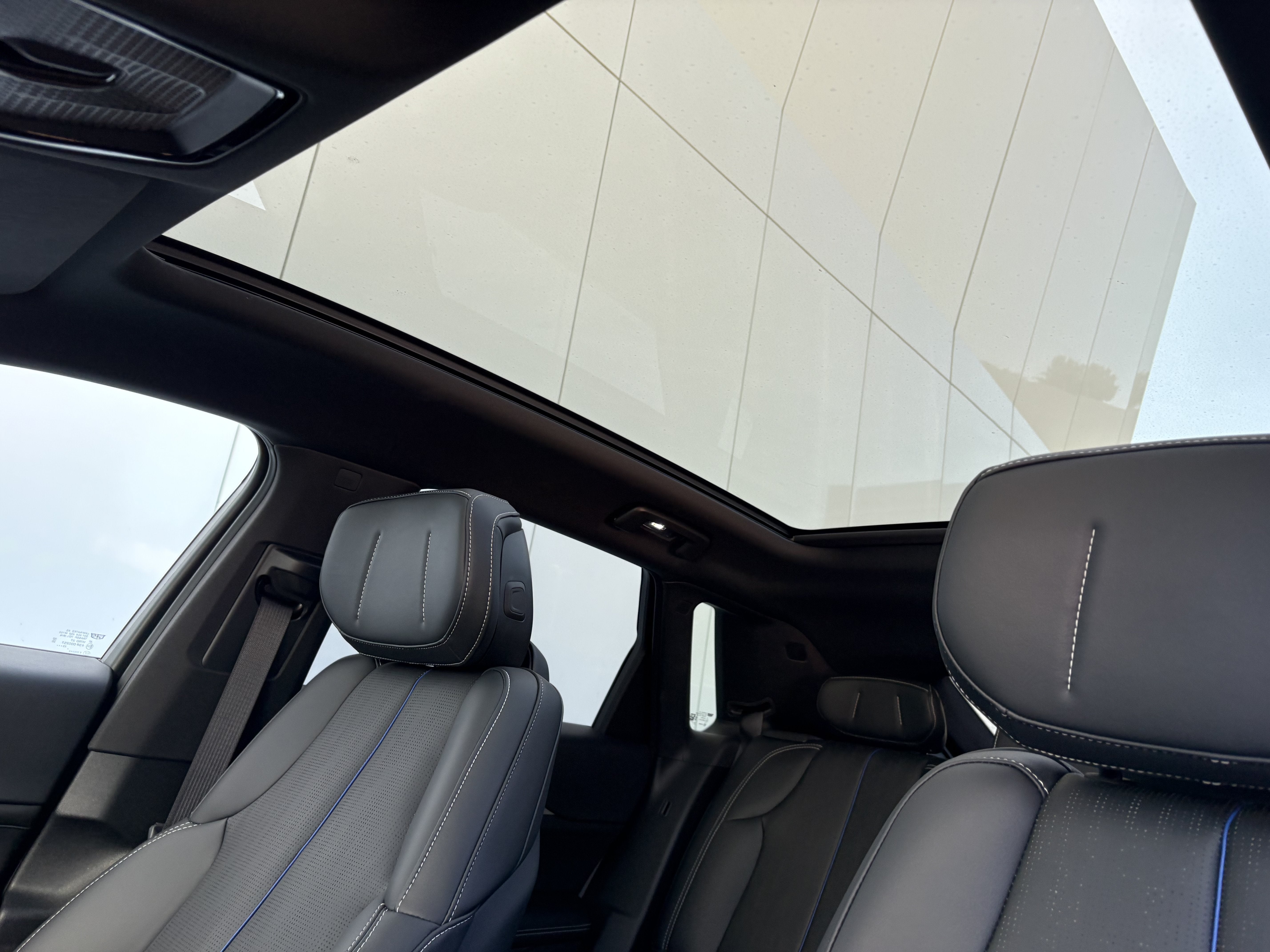 2024 Cadillac LYRIQ Sport 1