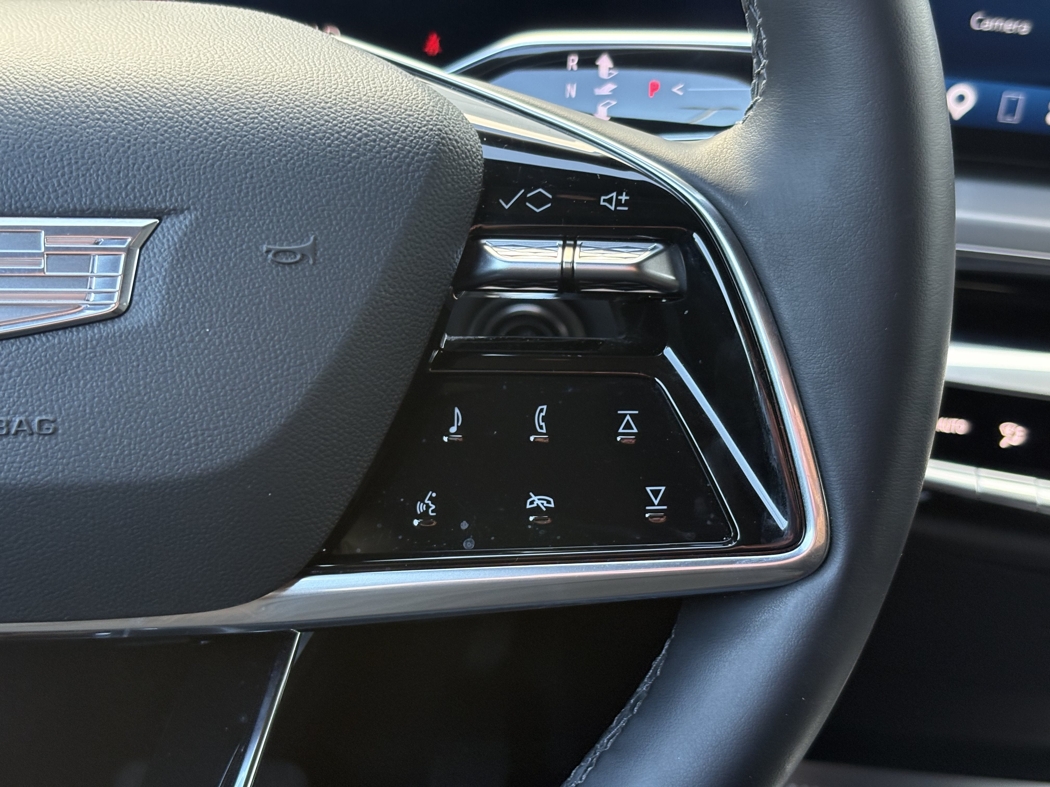 2024 Cadillac LYRIQ Sport 1