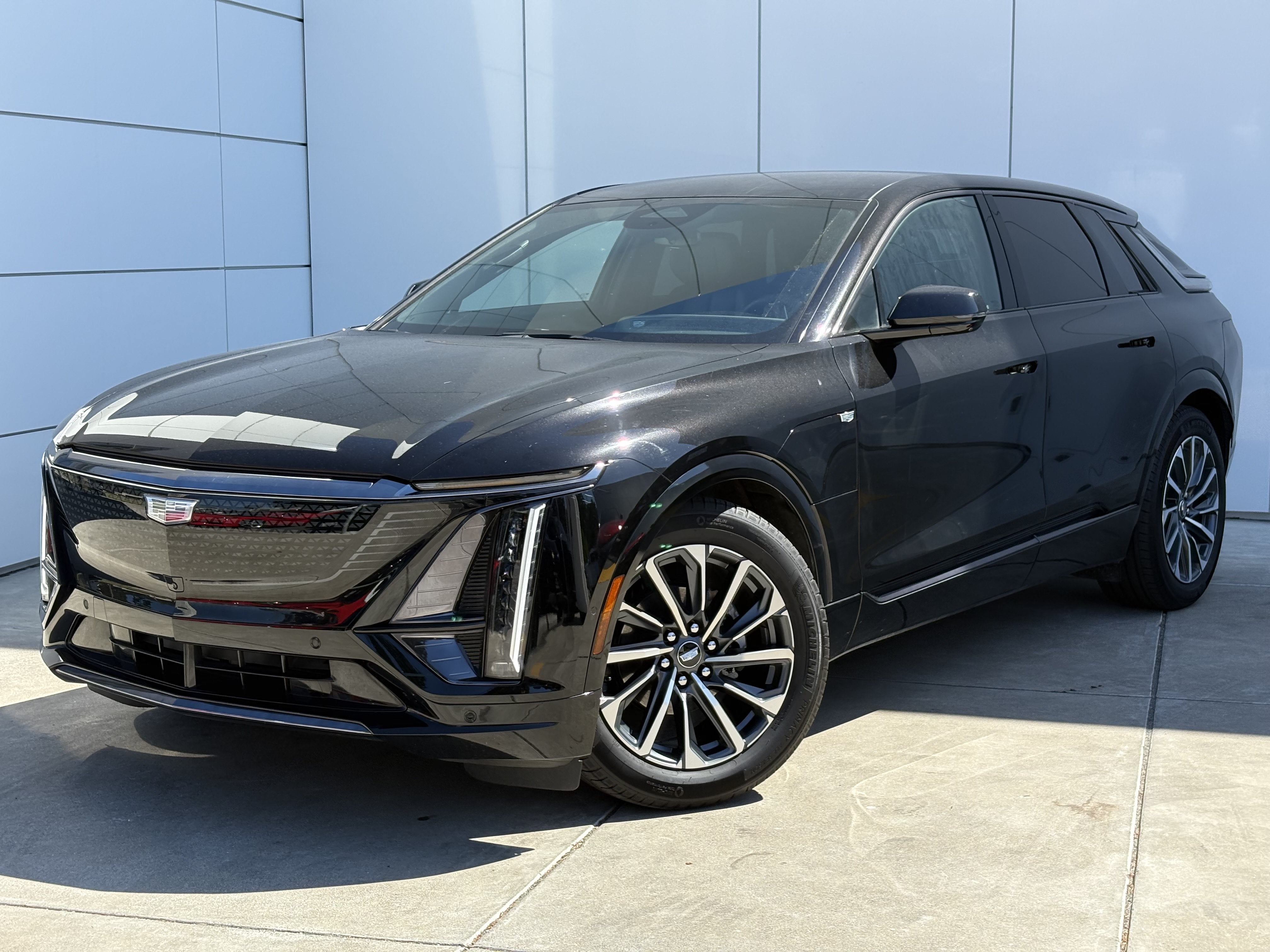 Used 2024 Cadillac LYRIQ Sport 1 with VIN 1GYKPTRK9RZ116293 for sale in Colma, CA