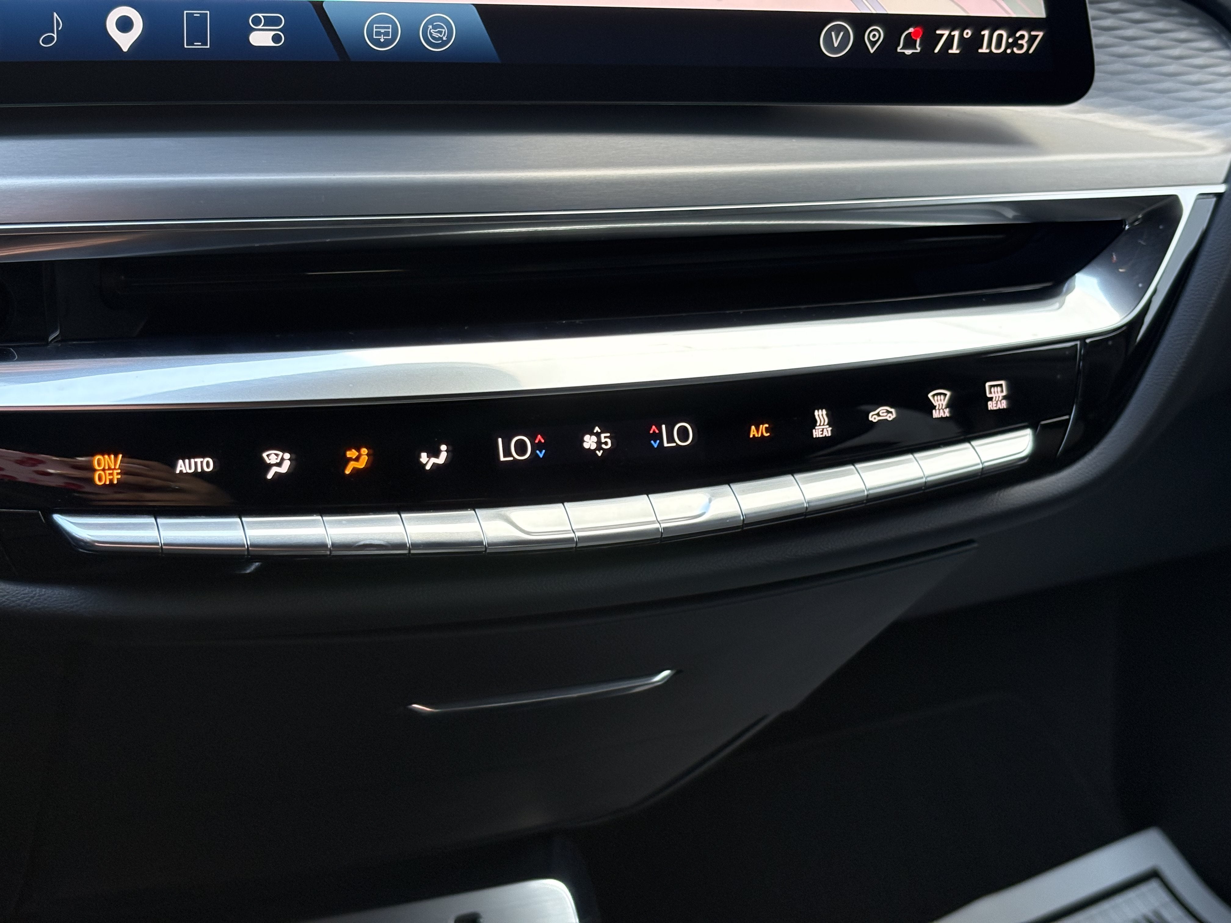 2024 Cadillac LYRIQ Sport 1