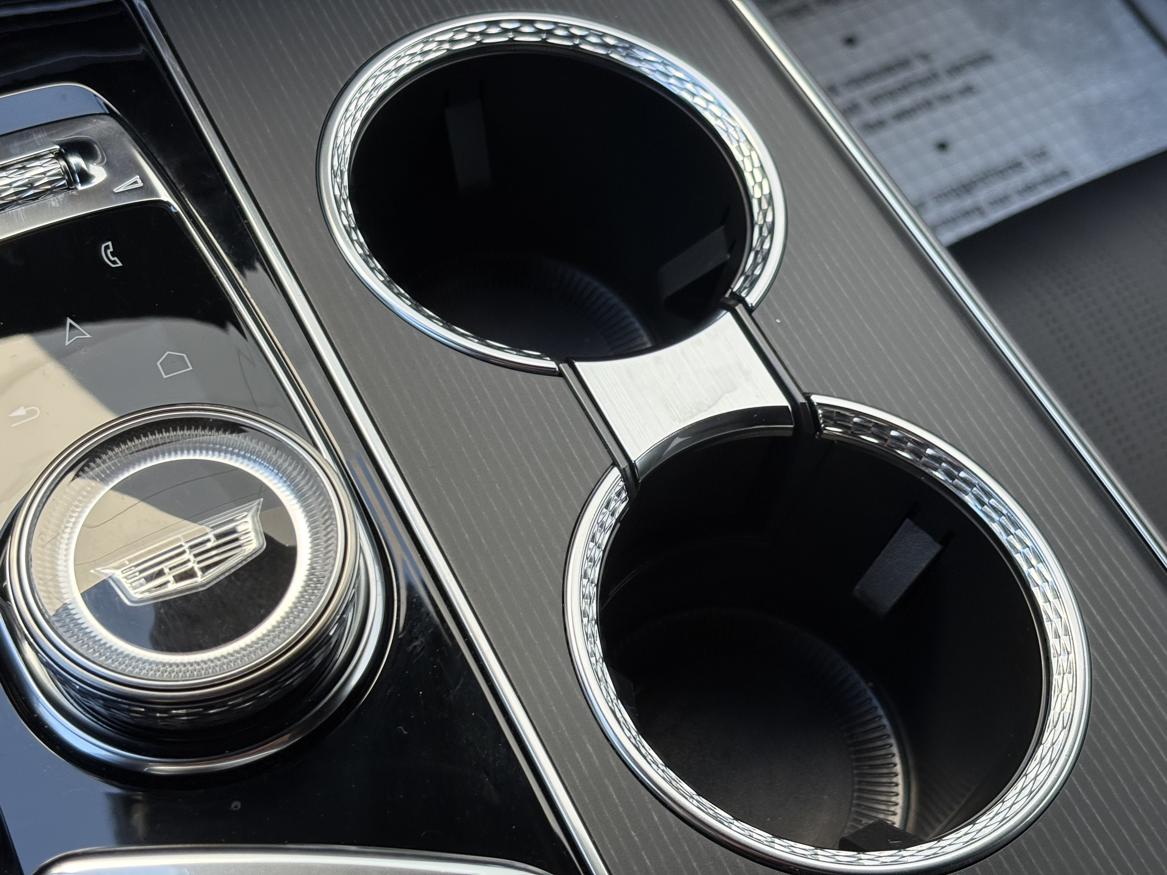 2024 Cadillac LYRIQ Sport 1