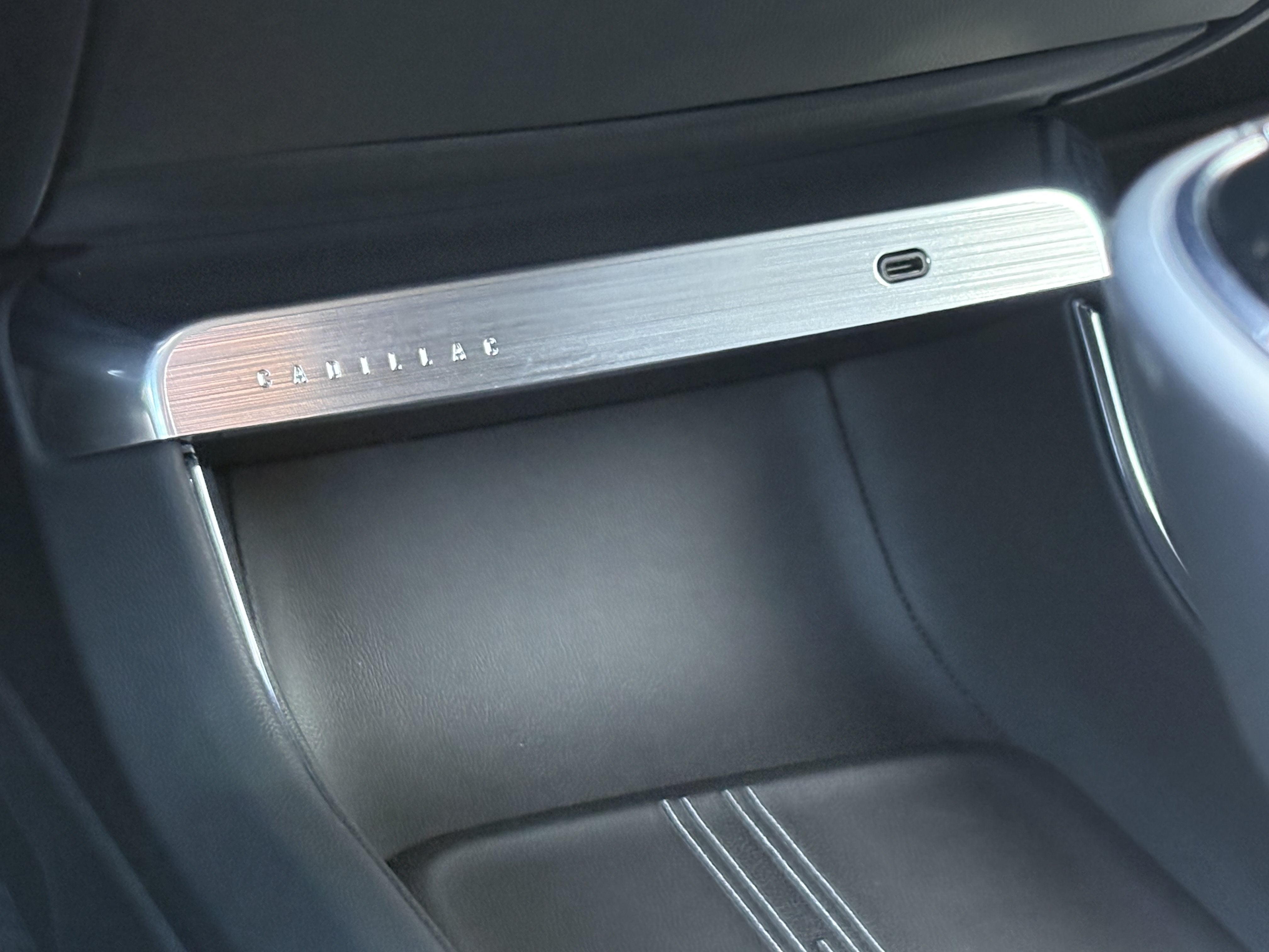 2024 Cadillac LYRIQ Sport 1