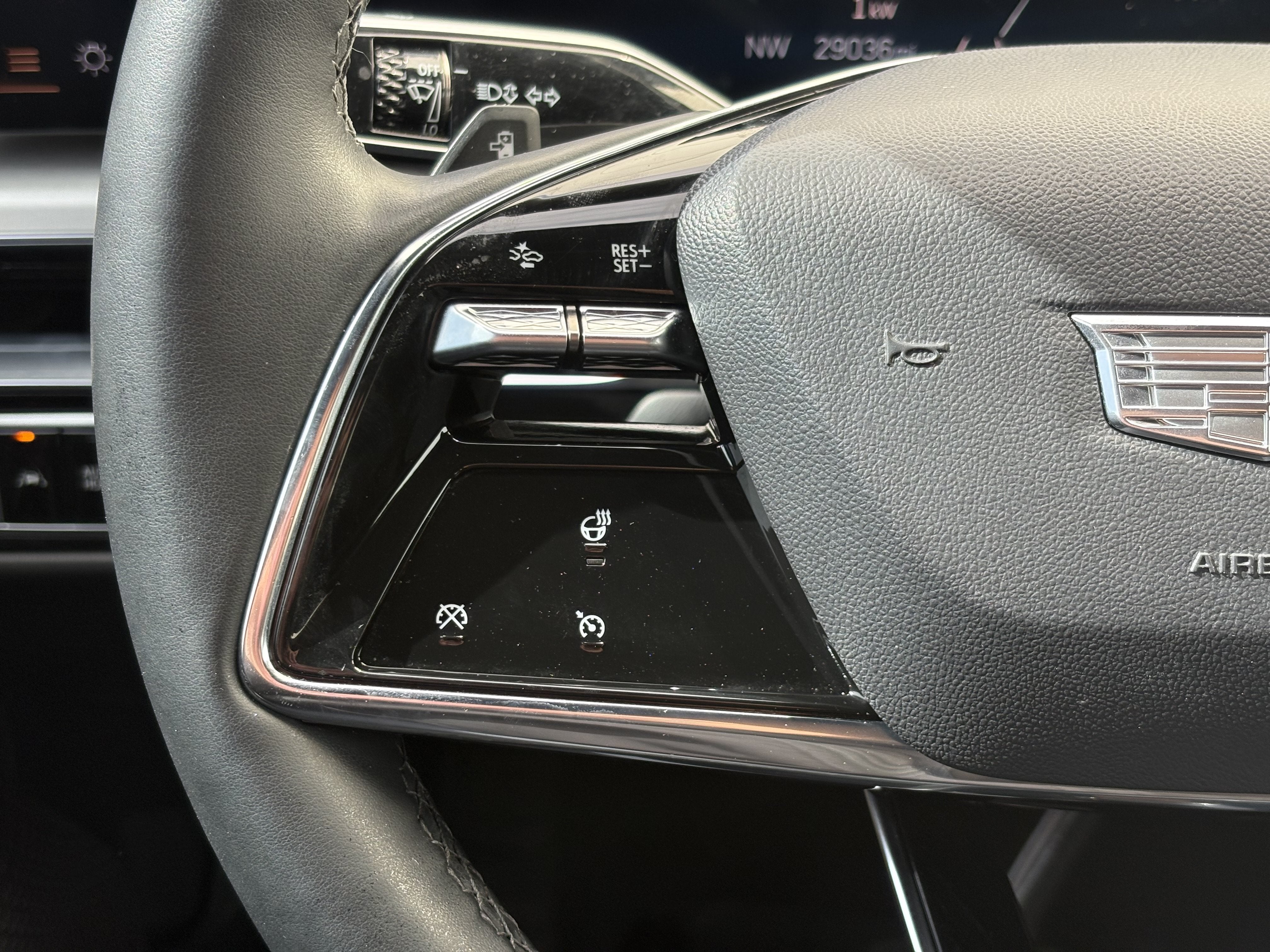 2024 Cadillac LYRIQ Sport 1