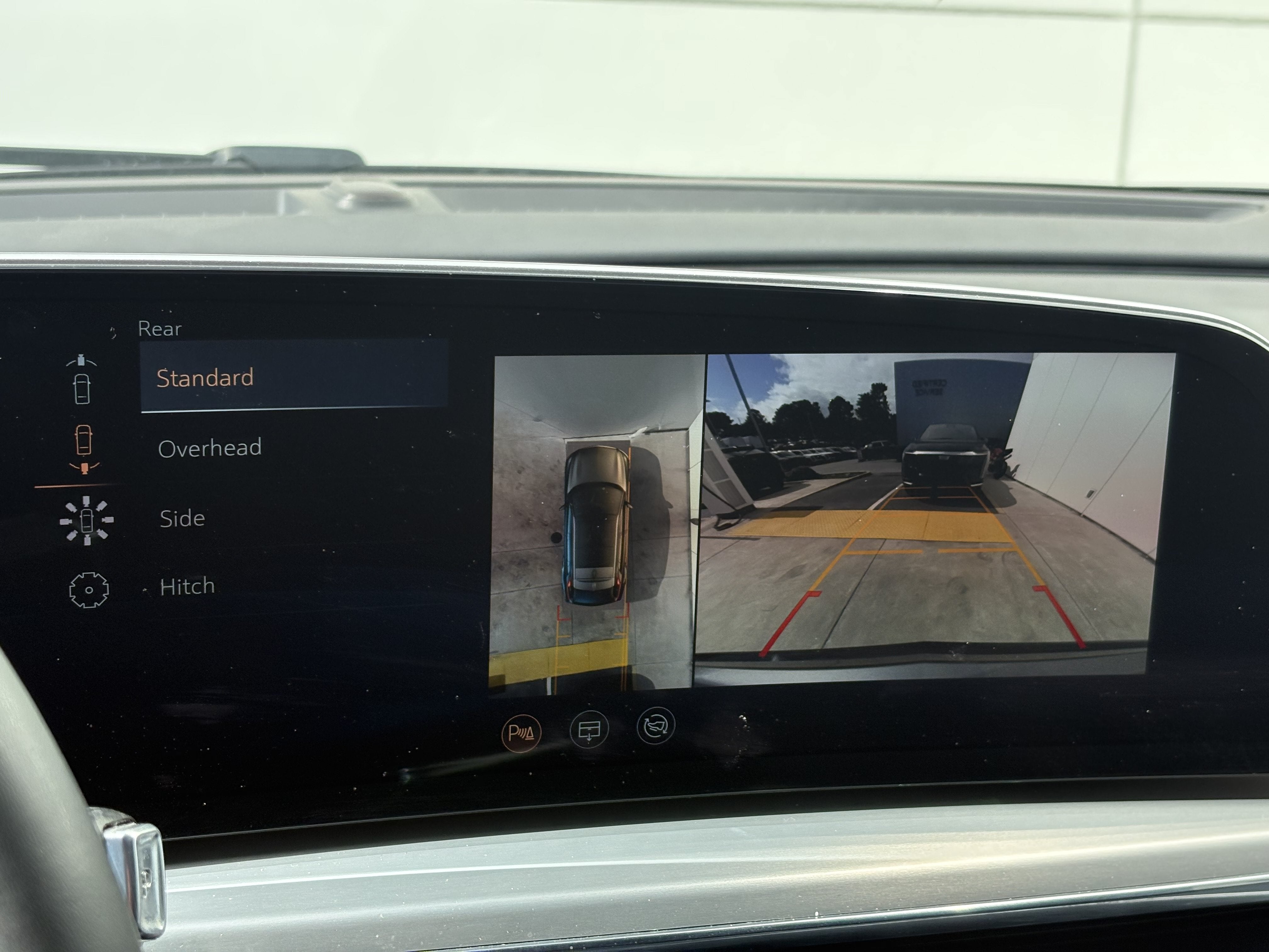 2024 Cadillac LYRIQ Sport 1