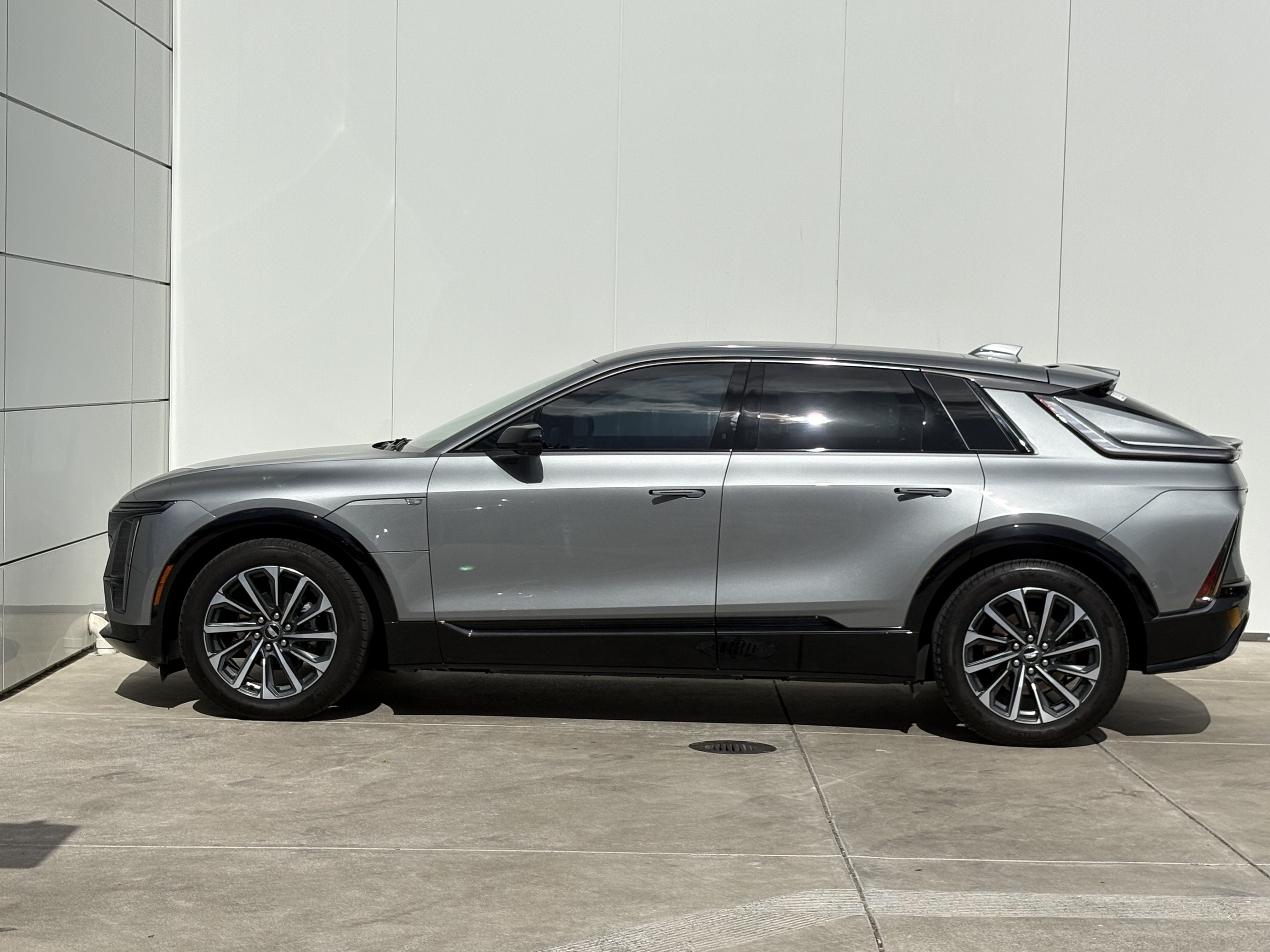 2024 Cadillac LYRIQ Sport 1