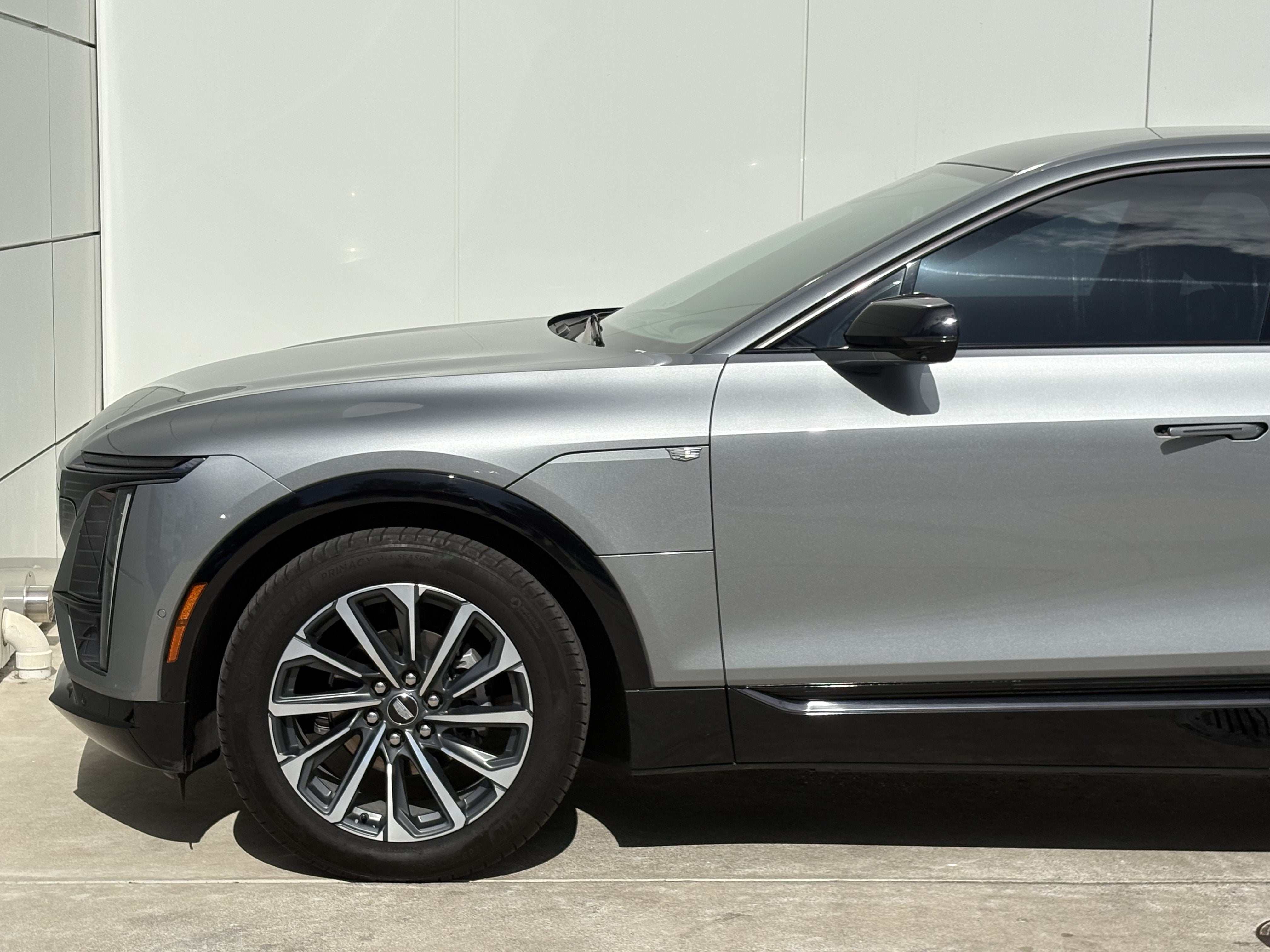 2024 Cadillac LYRIQ Sport 1