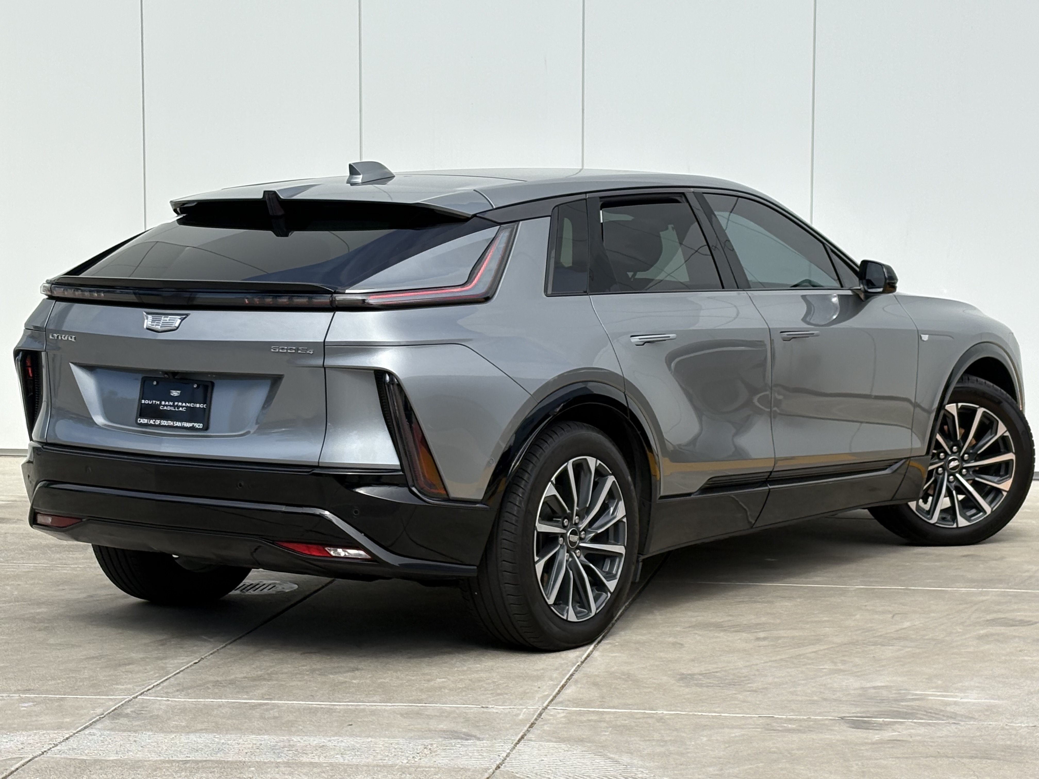2024 Cadillac LYRIQ Sport 1