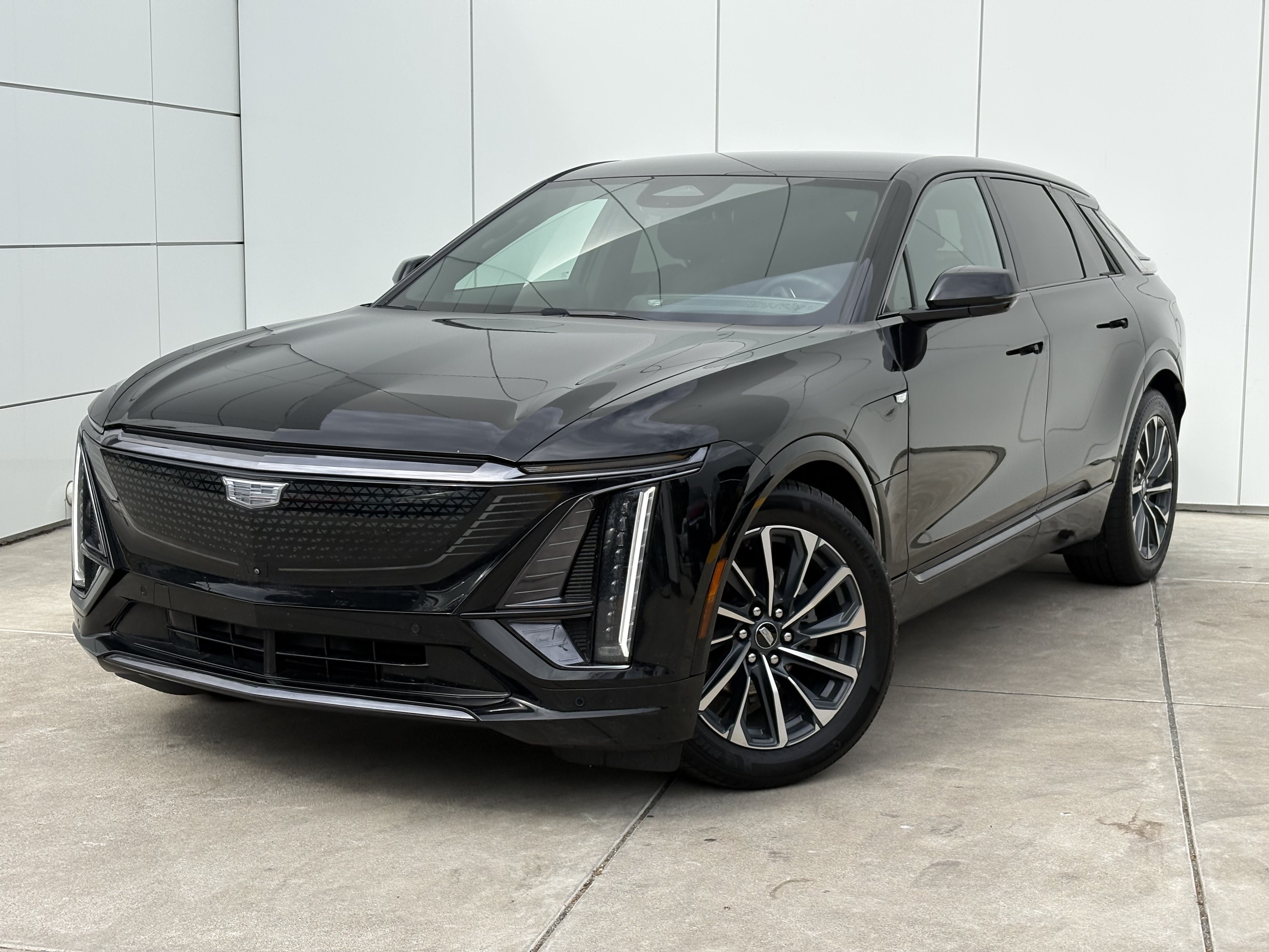 2024 Cadillac LYRIQ Sport 1