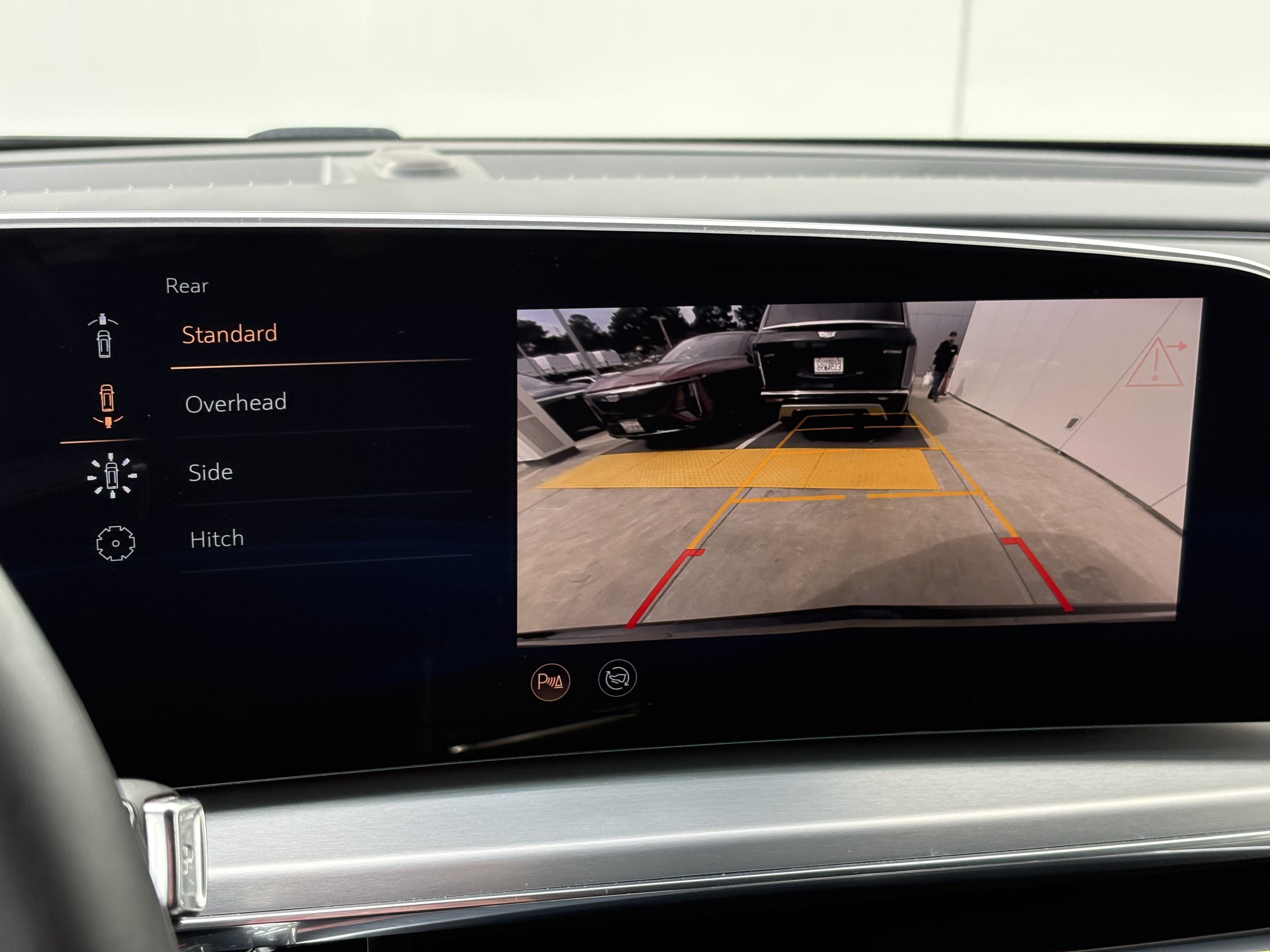 2024 Cadillac LYRIQ Sport 1