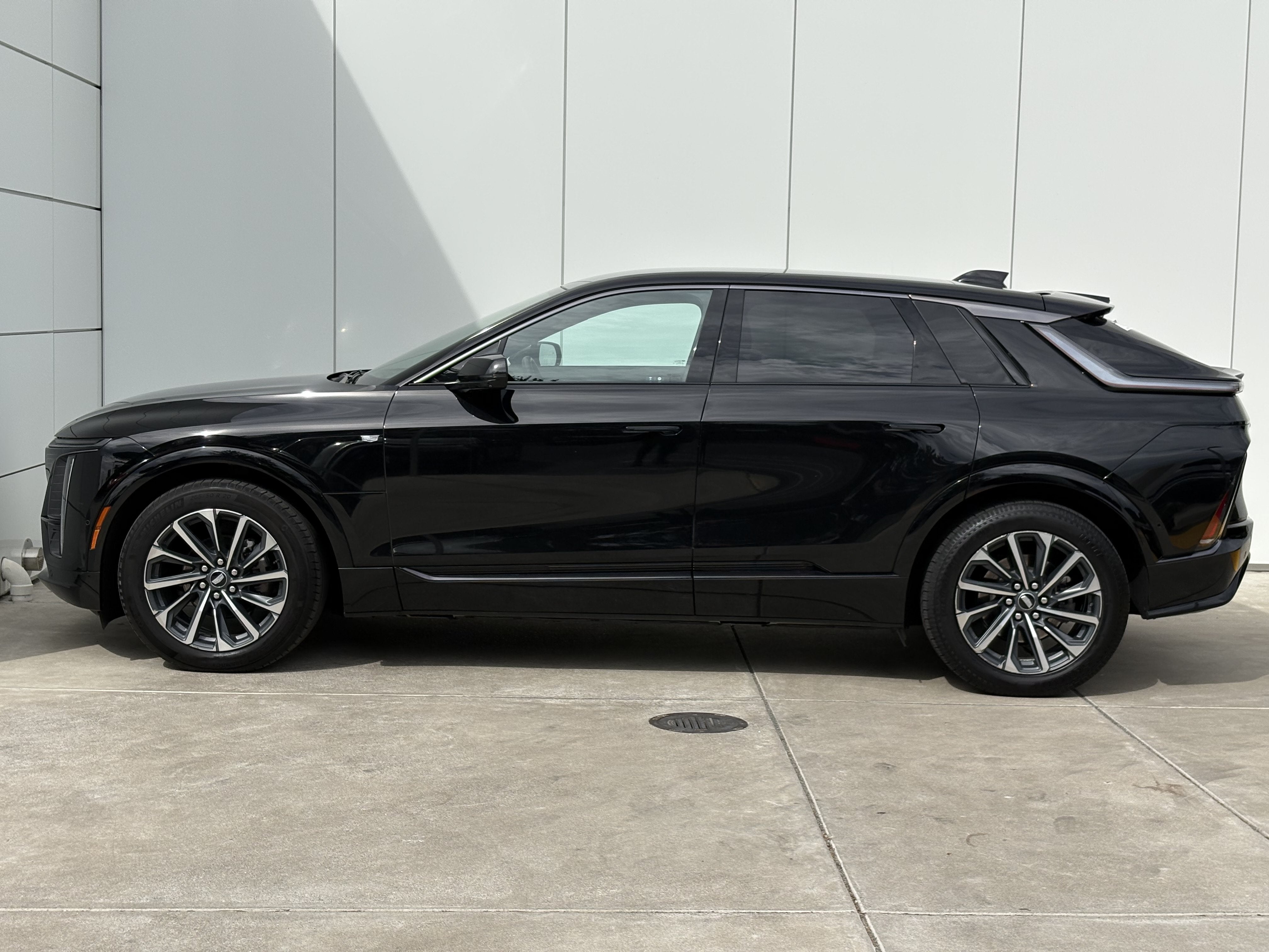 2024 Cadillac LYRIQ Sport 1
