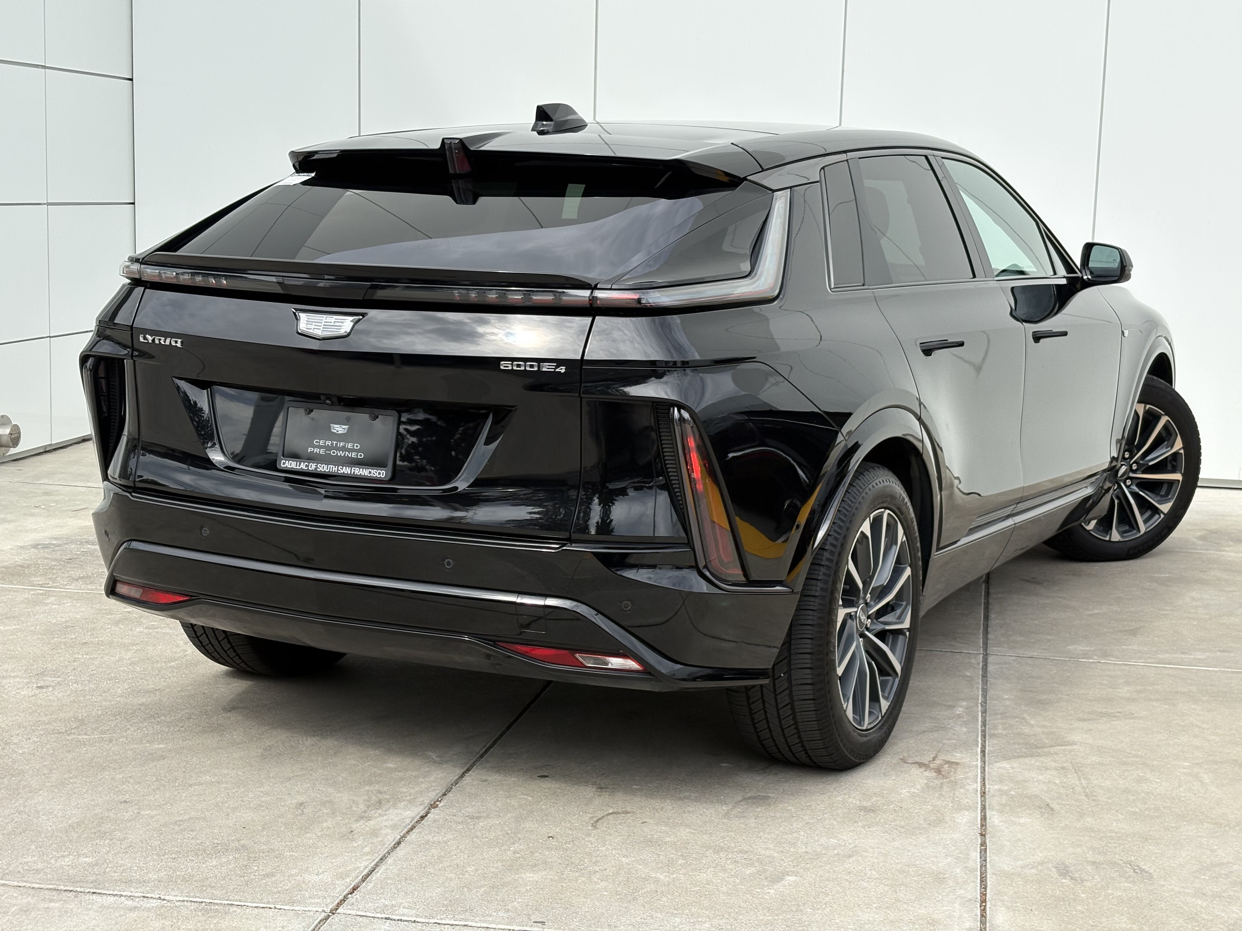 2024 Cadillac LYRIQ Sport 1