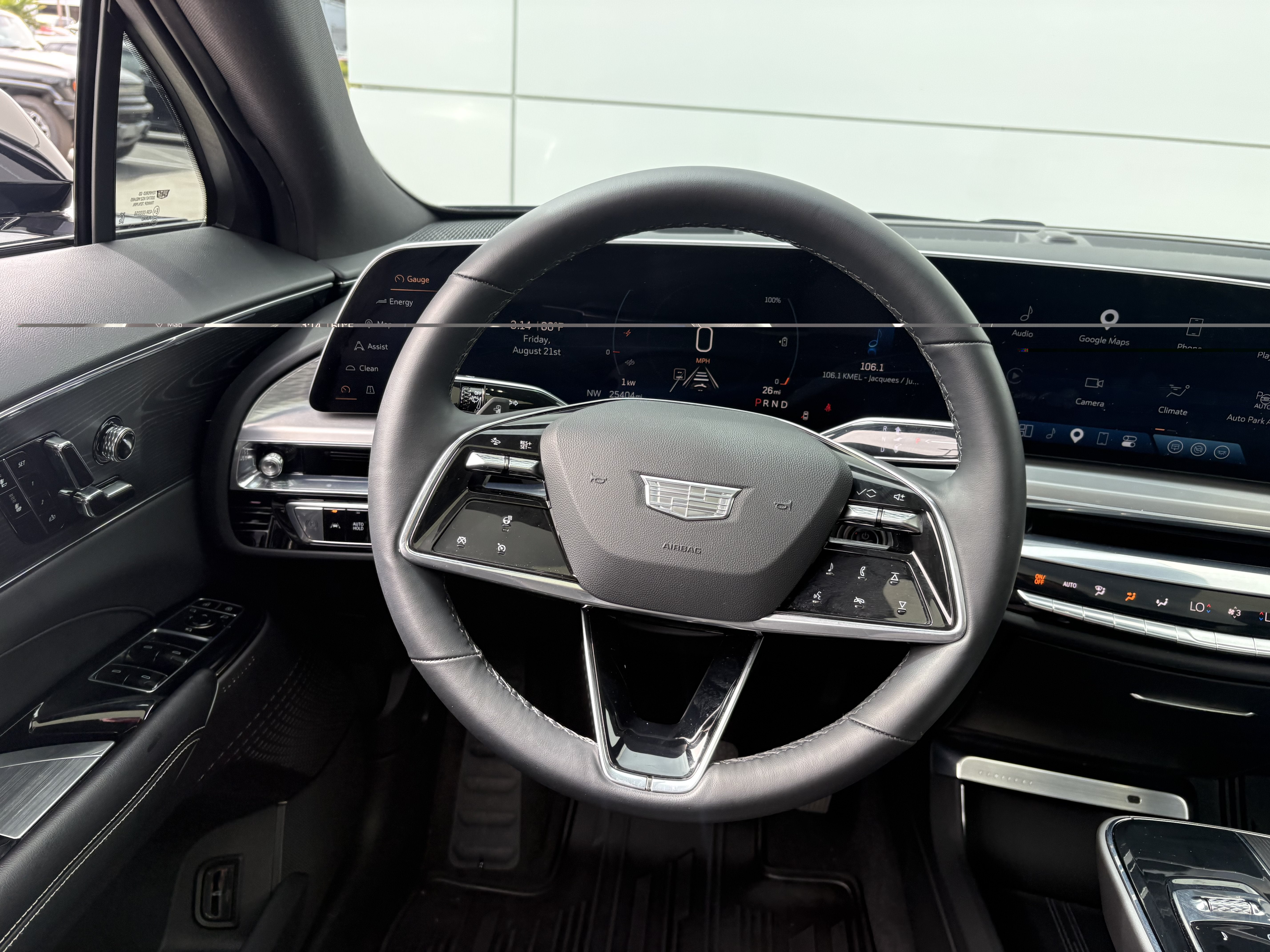 2024 Cadillac LYRIQ Sport 1