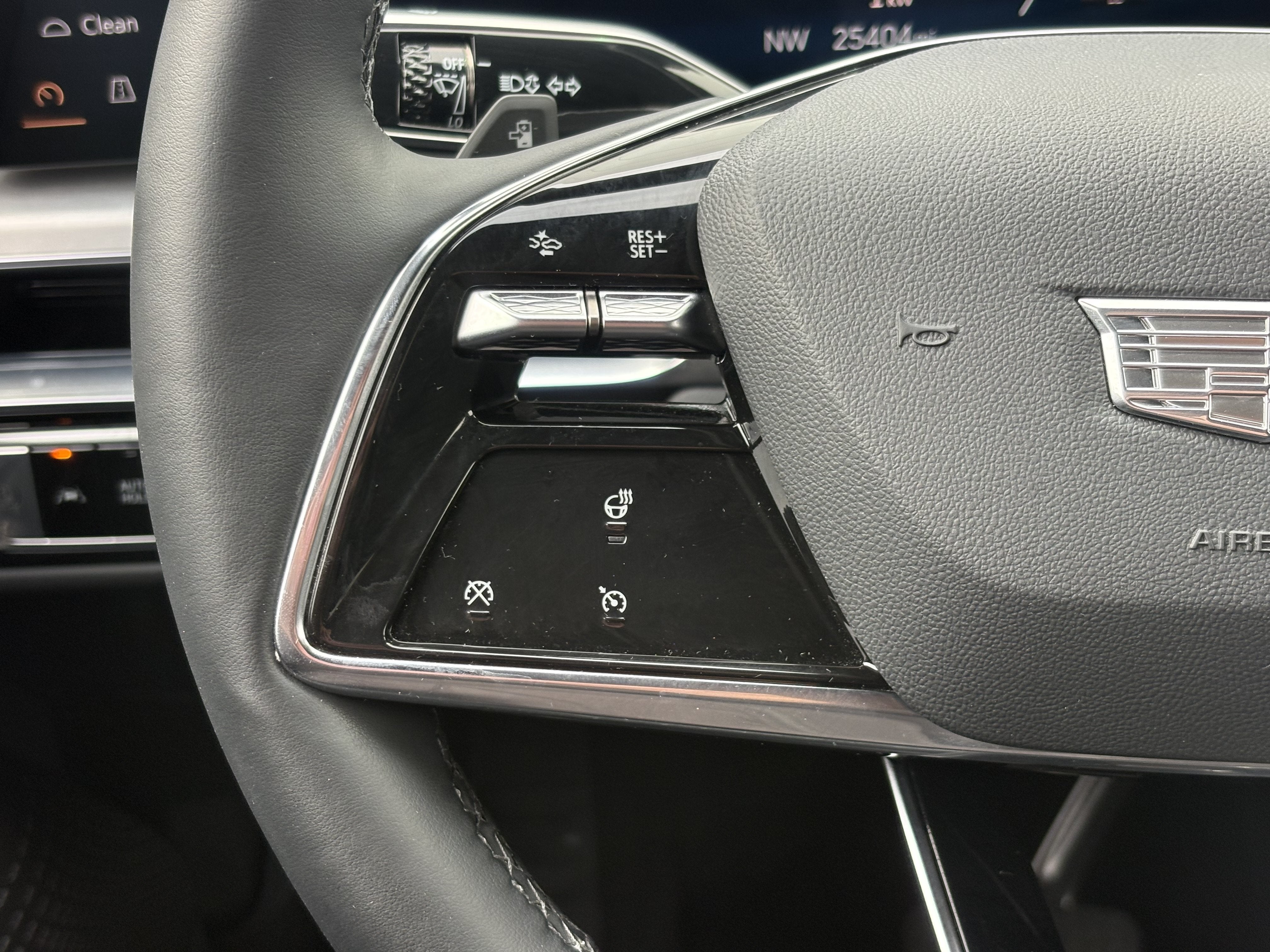 2024 Cadillac LYRIQ Sport 1