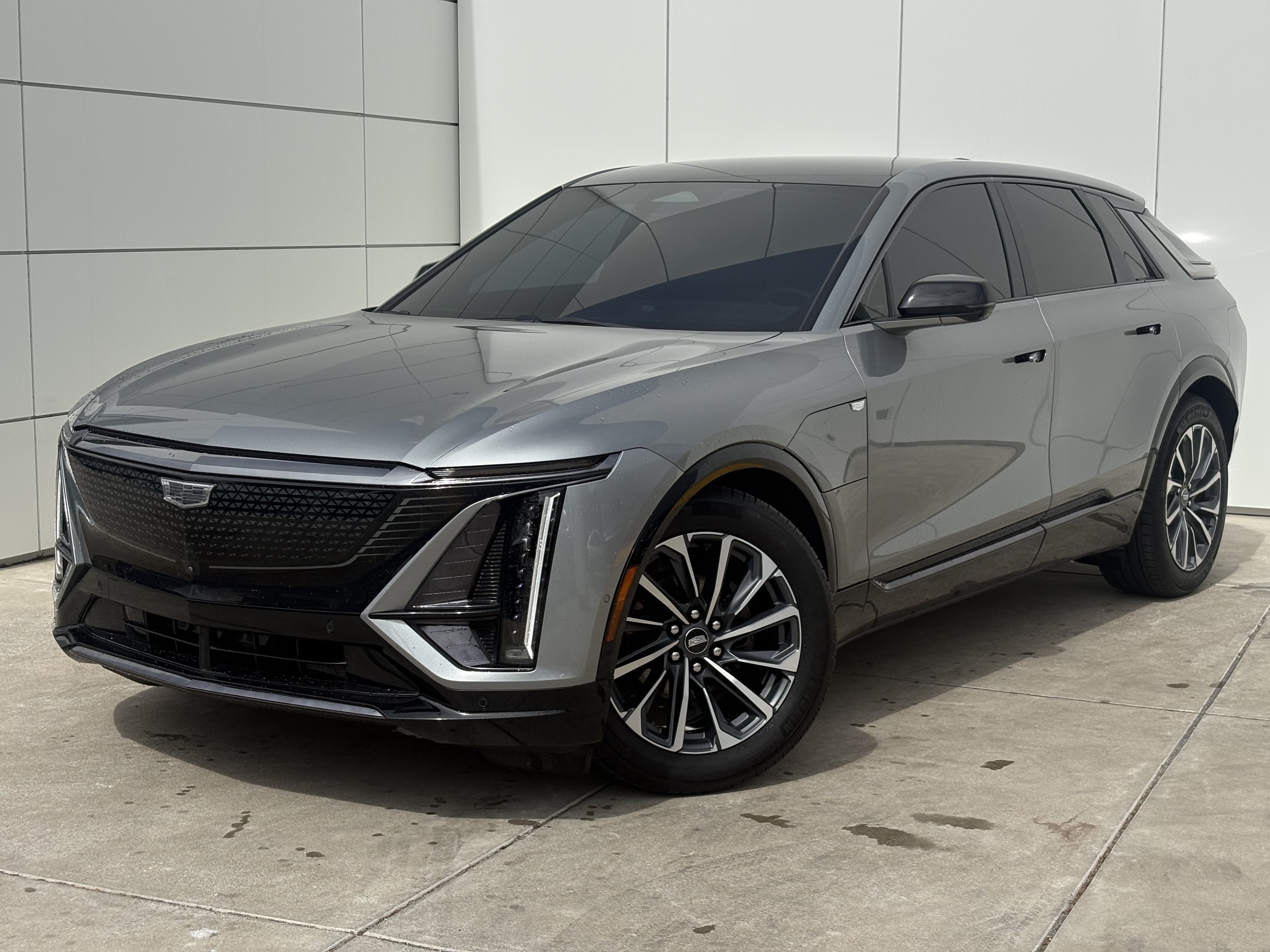 2024 Cadillac LYRIQ Sport 1