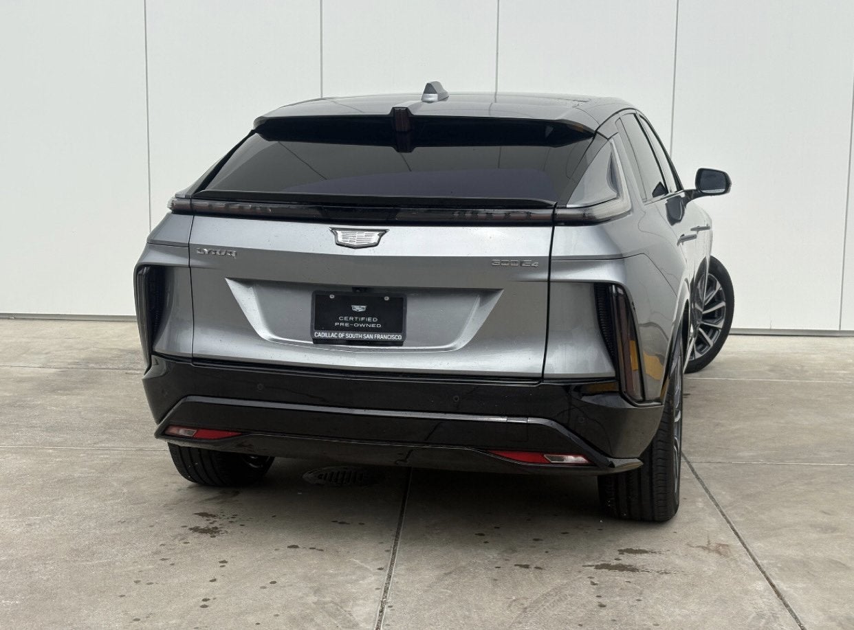 2024 Cadillac LYRIQ Sport 1