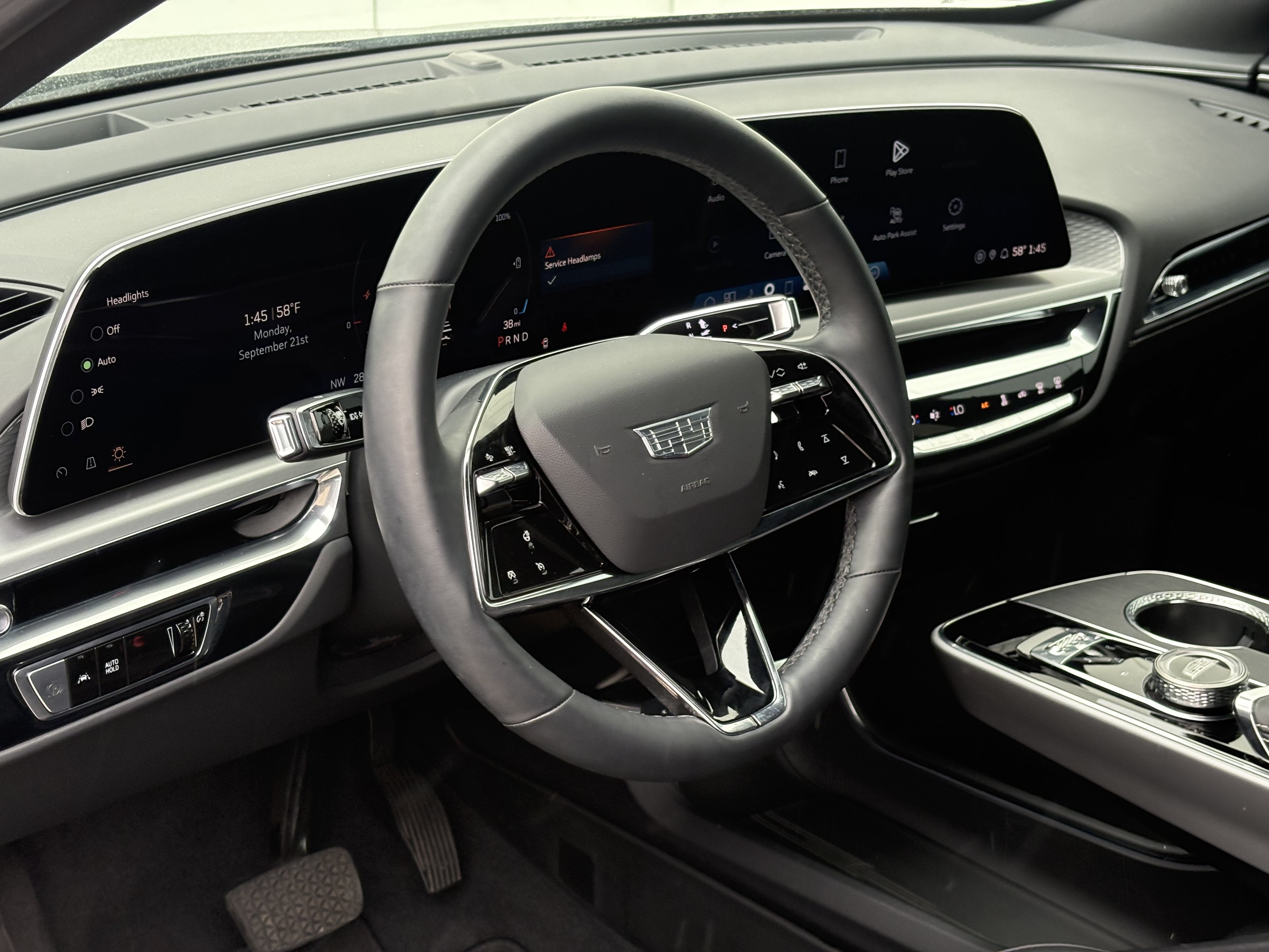 2024 Cadillac LYRIQ Sport 1