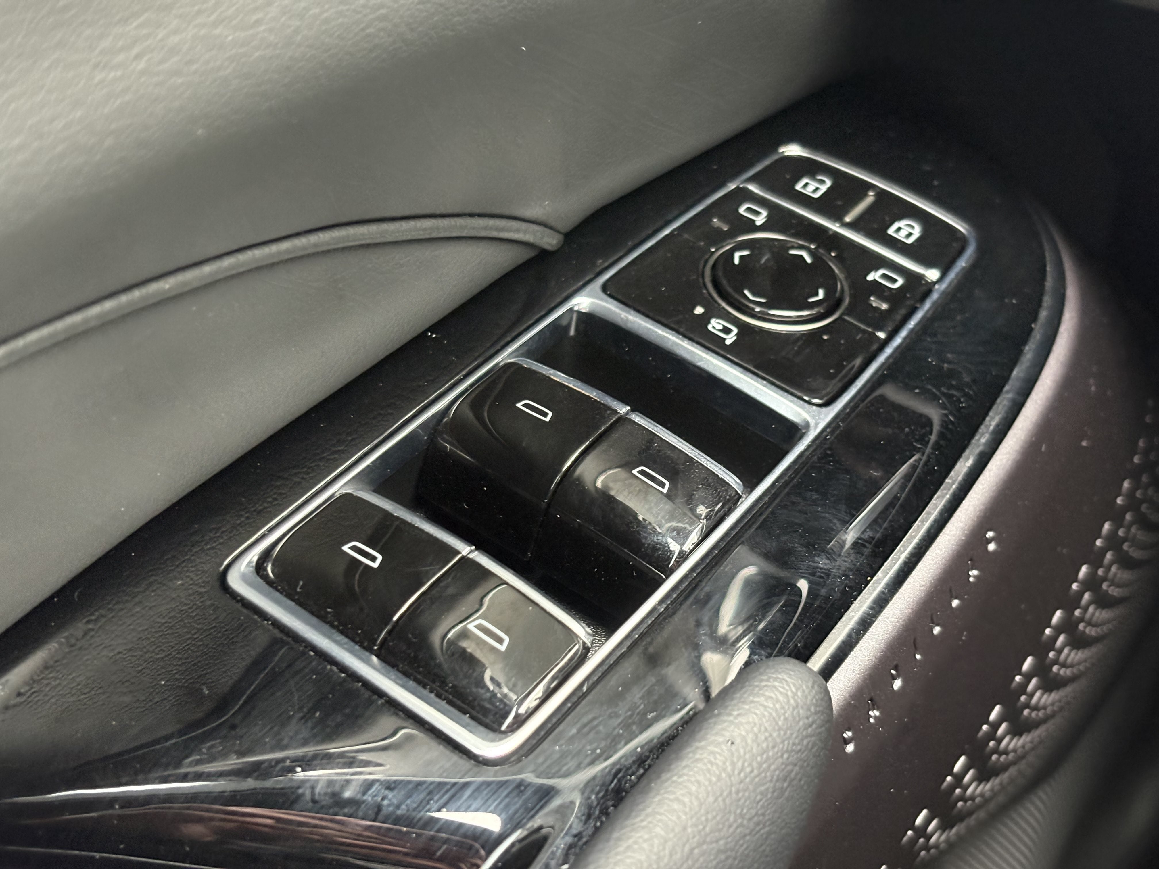 2024 Cadillac LYRIQ Sport 1