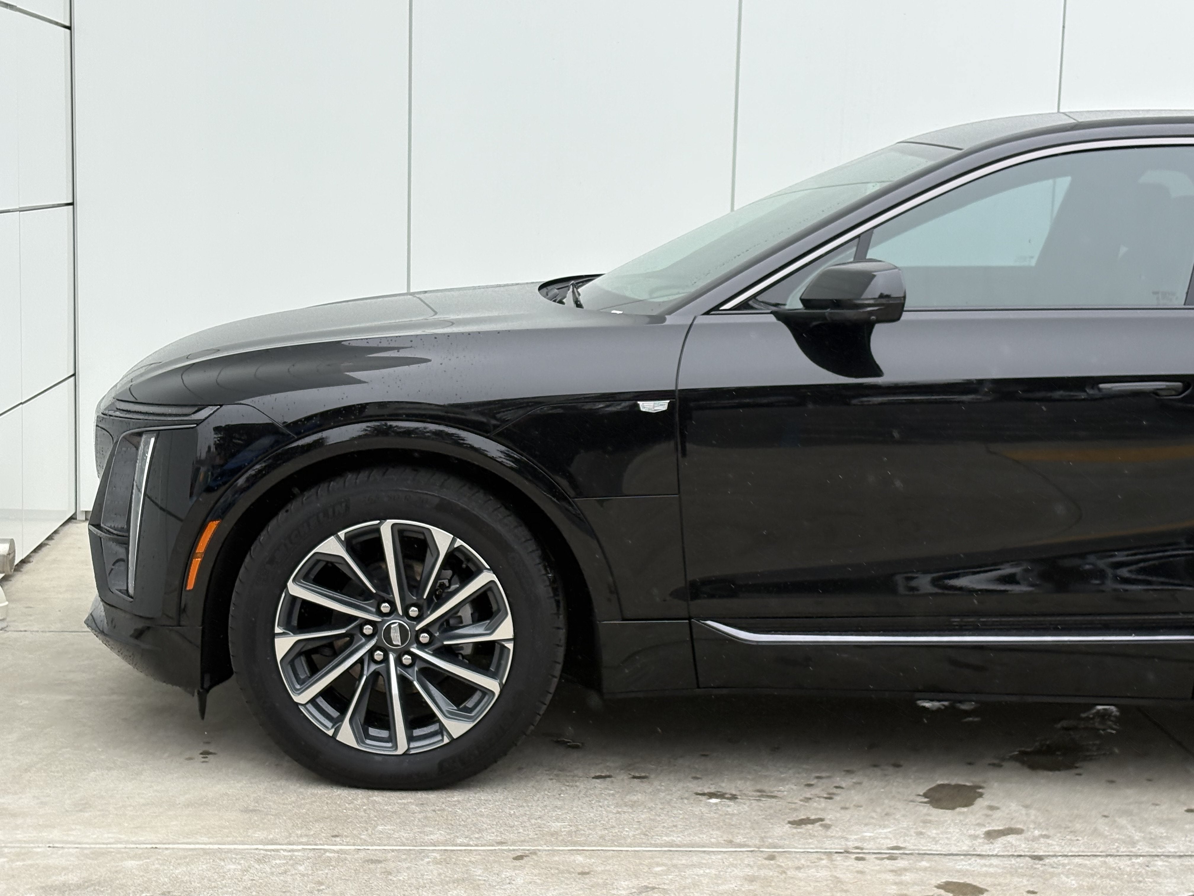 2024 Cadillac LYRIQ Sport 1
