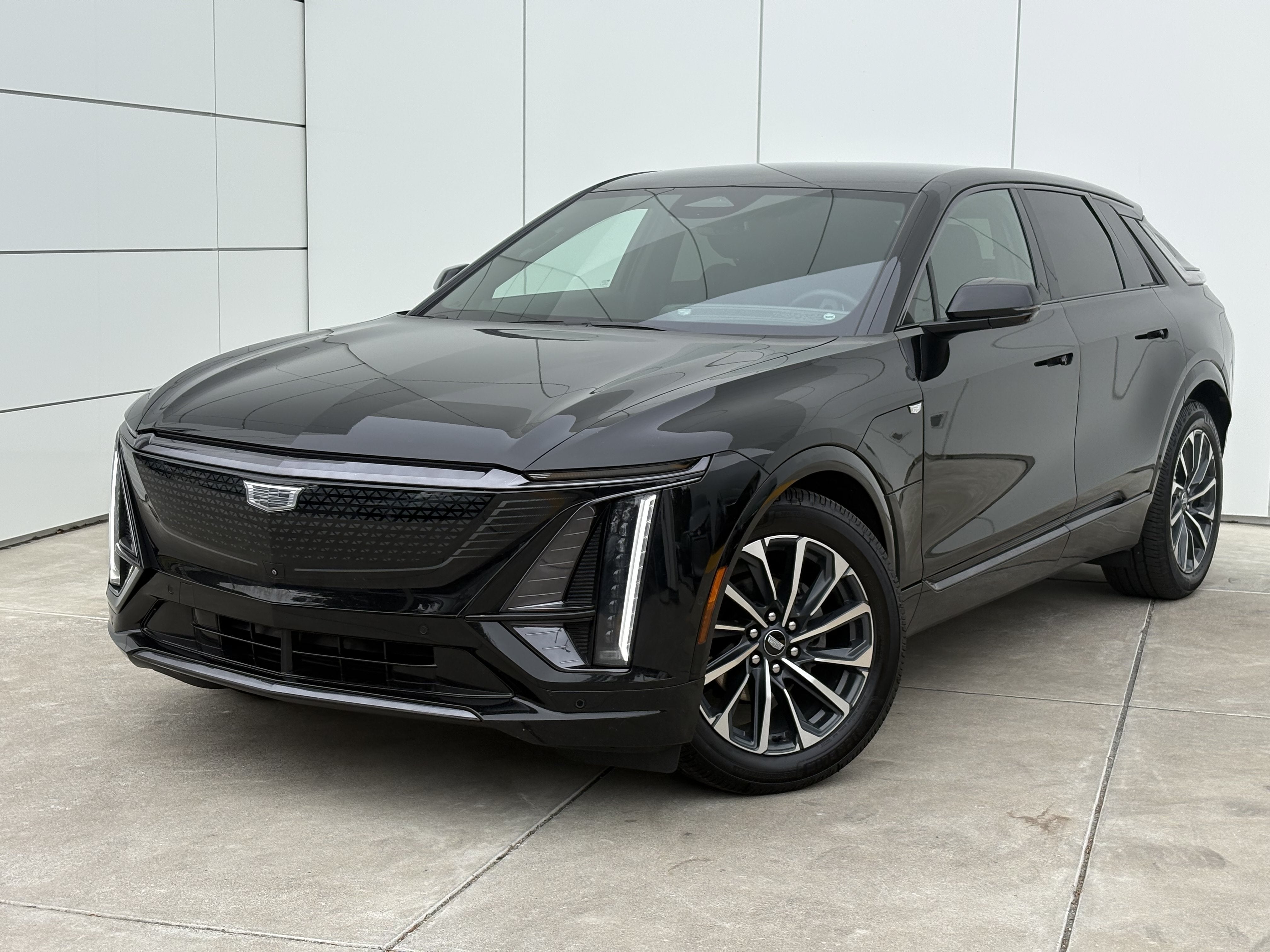 2024 Cadillac LYRIQ Sport 1