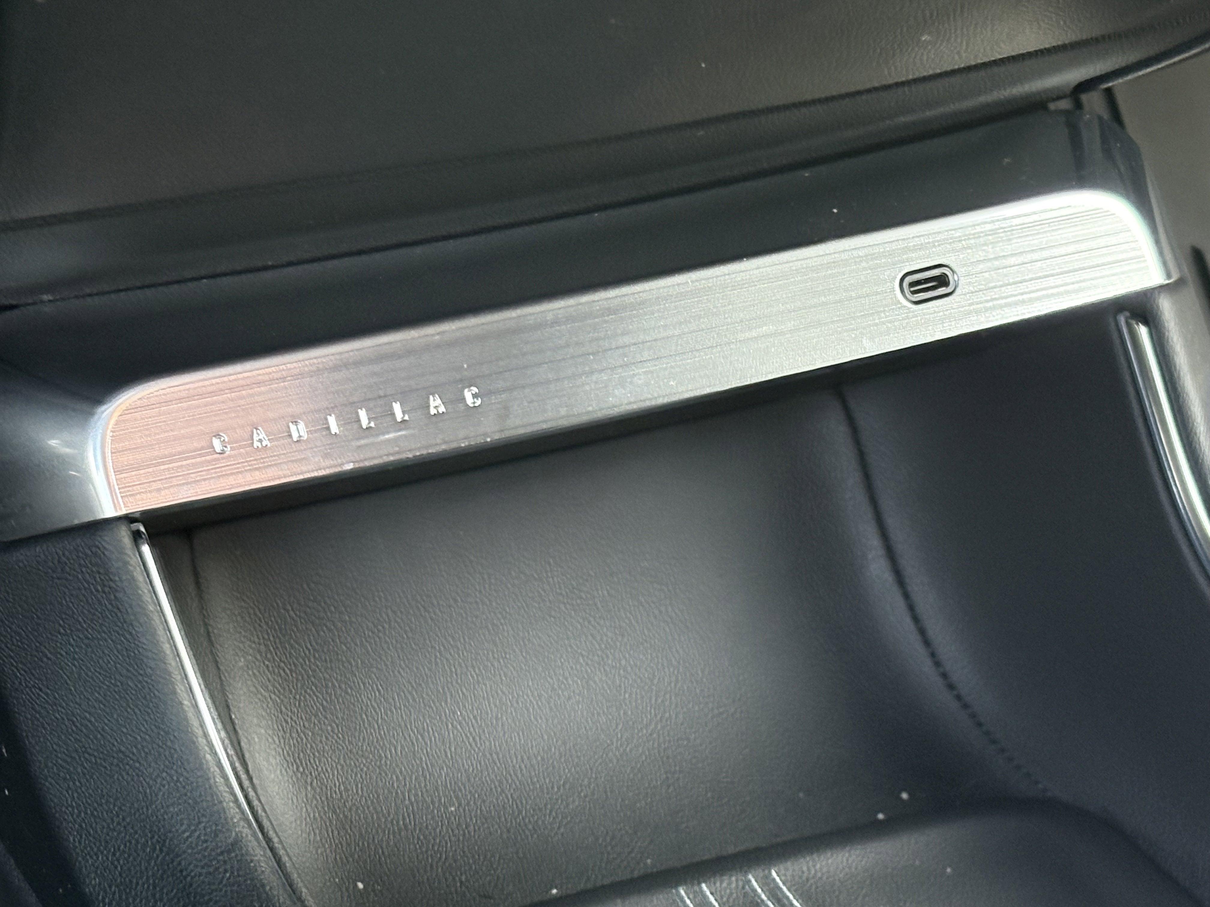 2024 Cadillac LYRIQ Sport 1