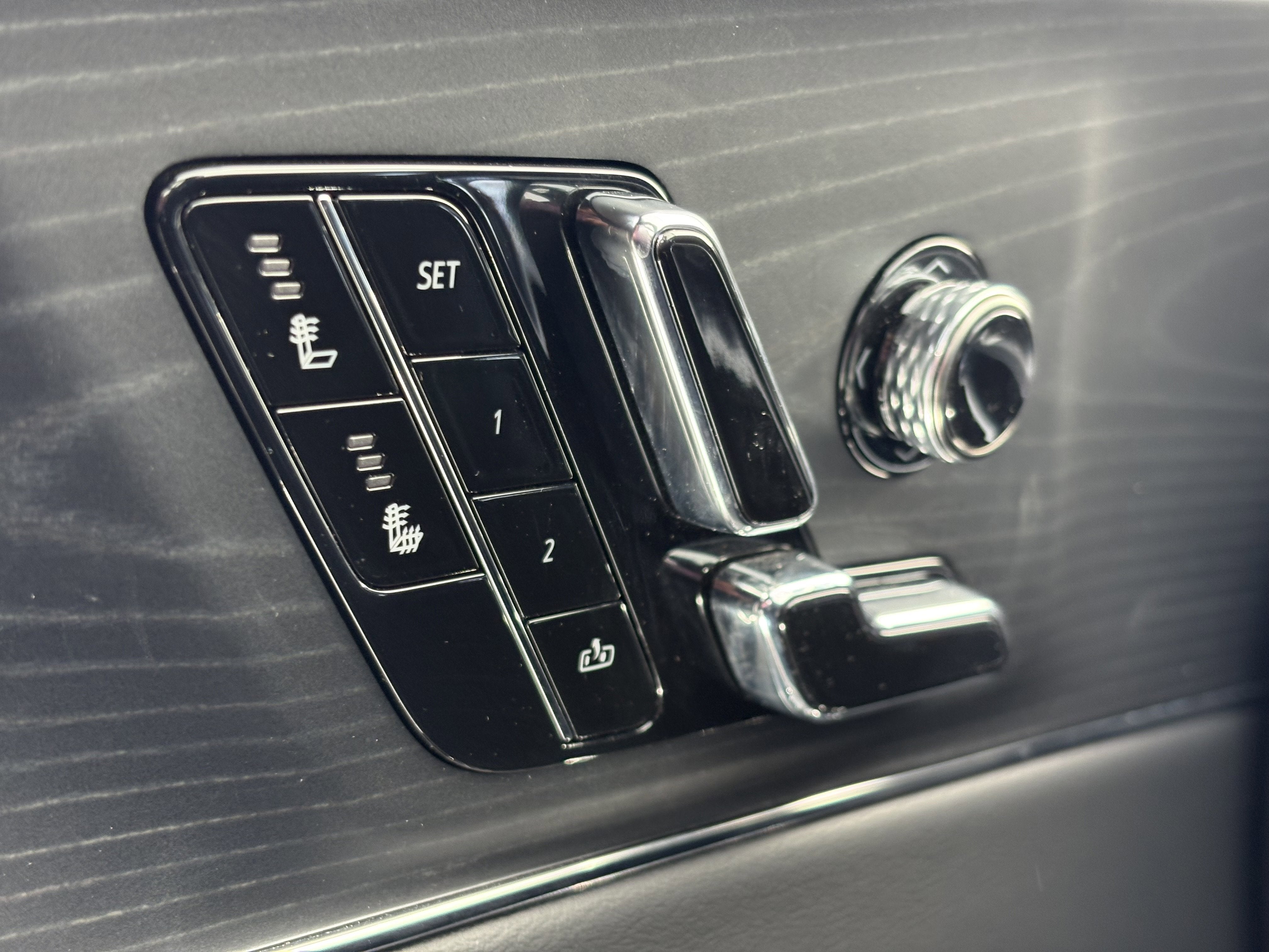 2024 Cadillac LYRIQ Sport 1
