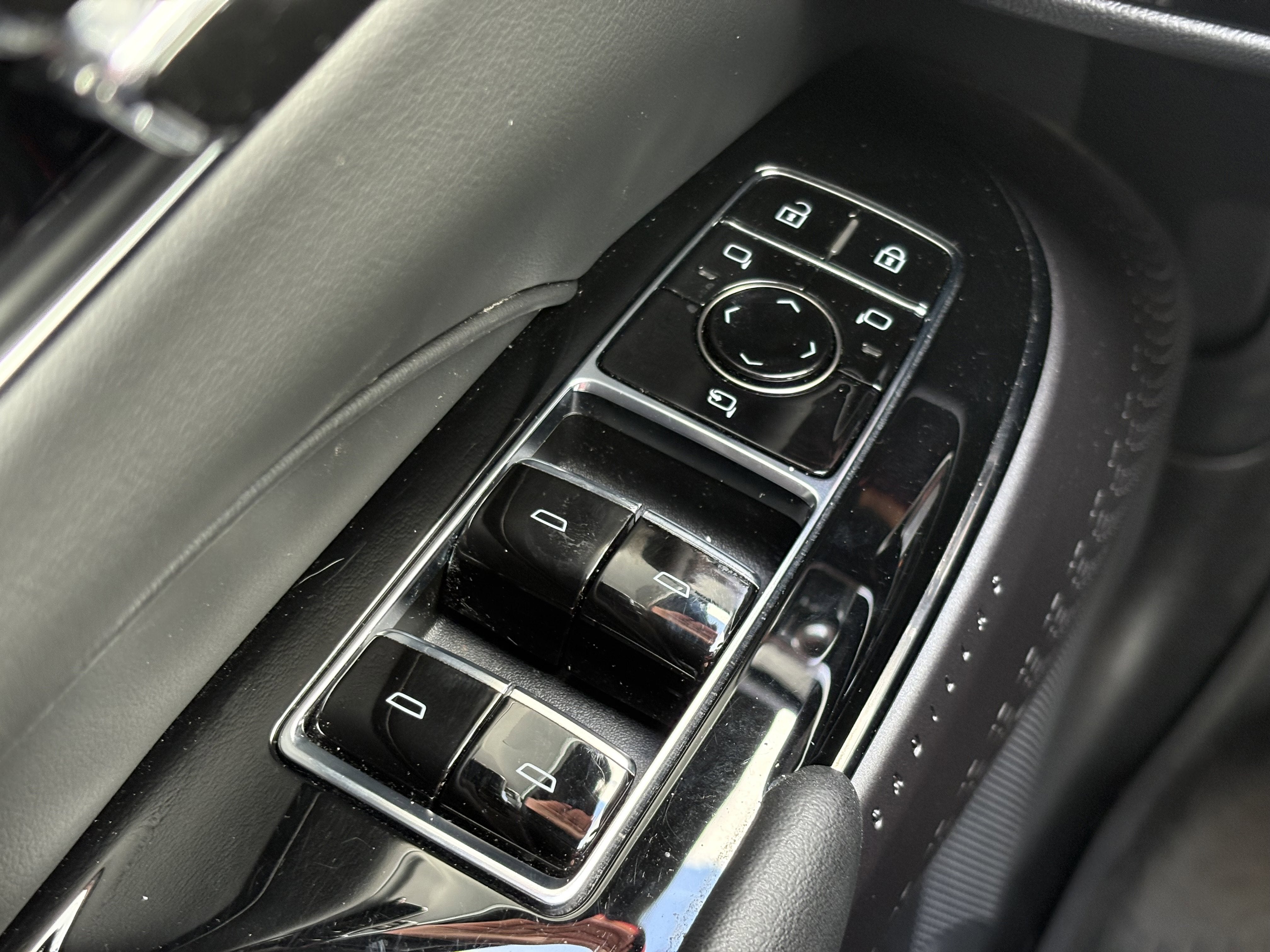 2024 Cadillac LYRIQ Sport 1