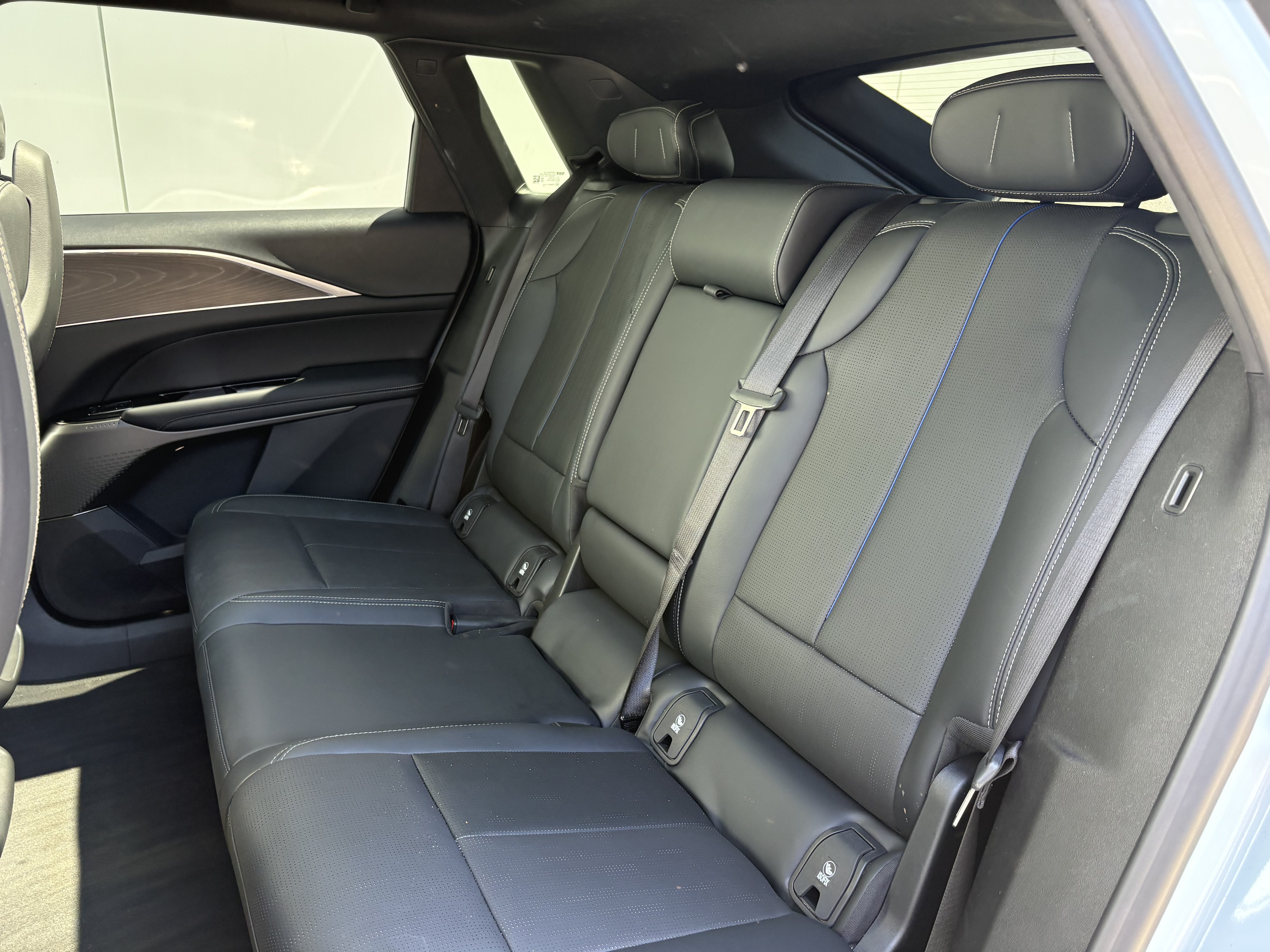 2024 Cadillac LYRIQ Sport 1