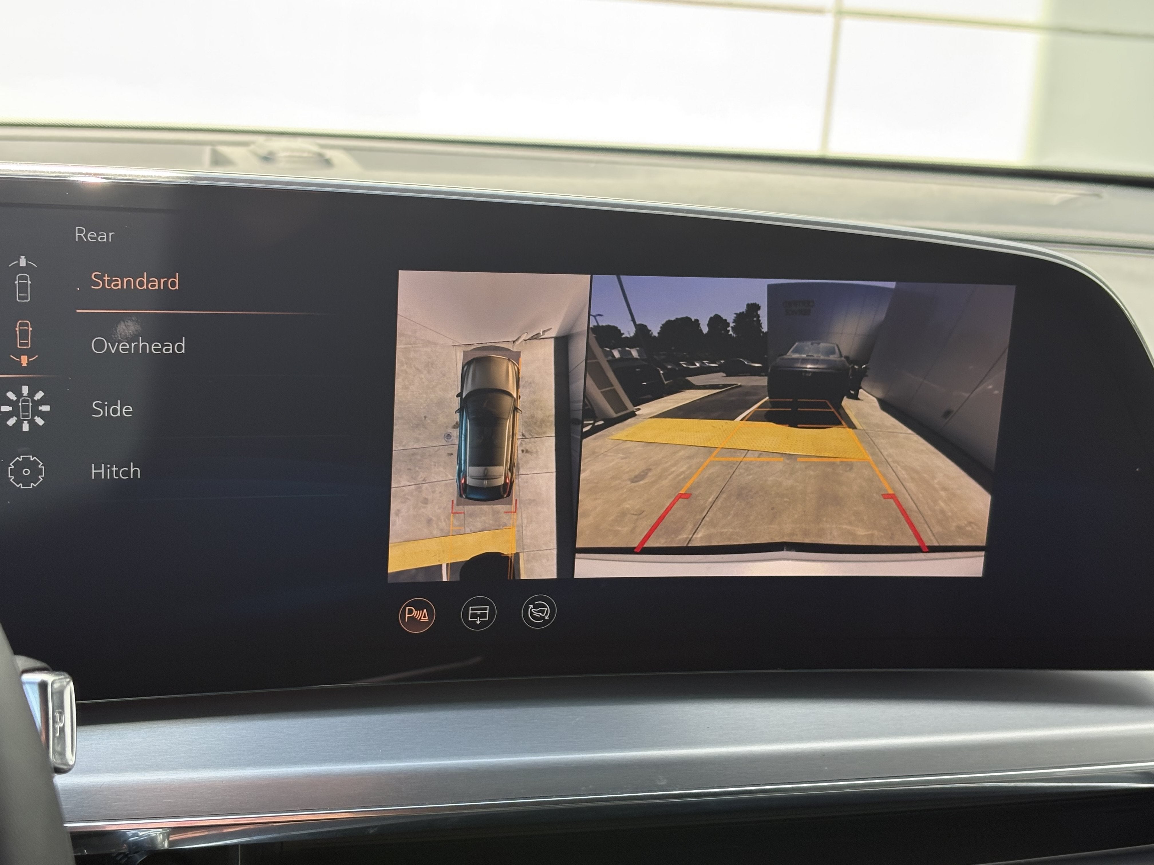 2024 Cadillac LYRIQ Sport 1