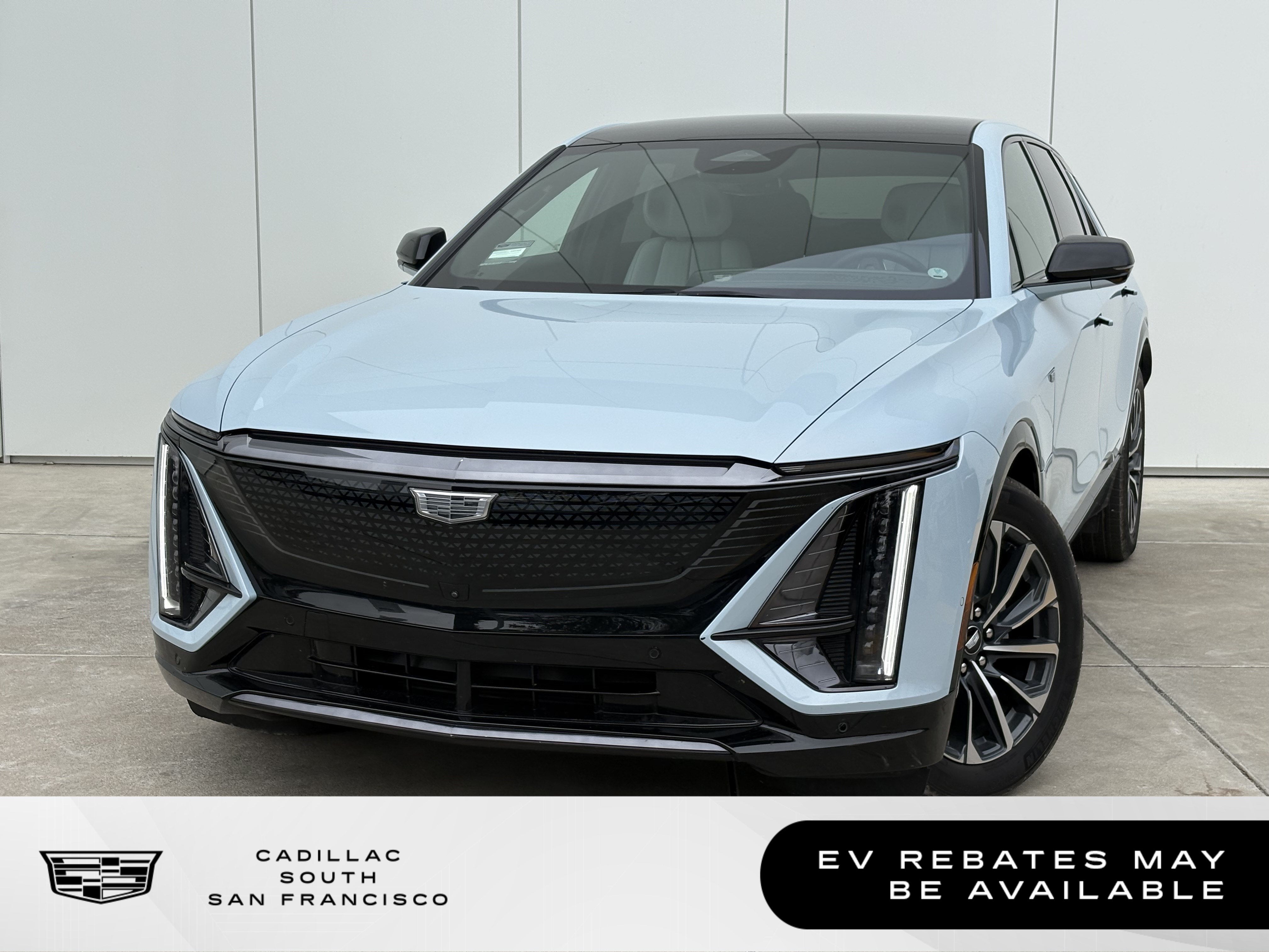 2024 Cadillac LYRIQ Sport 2