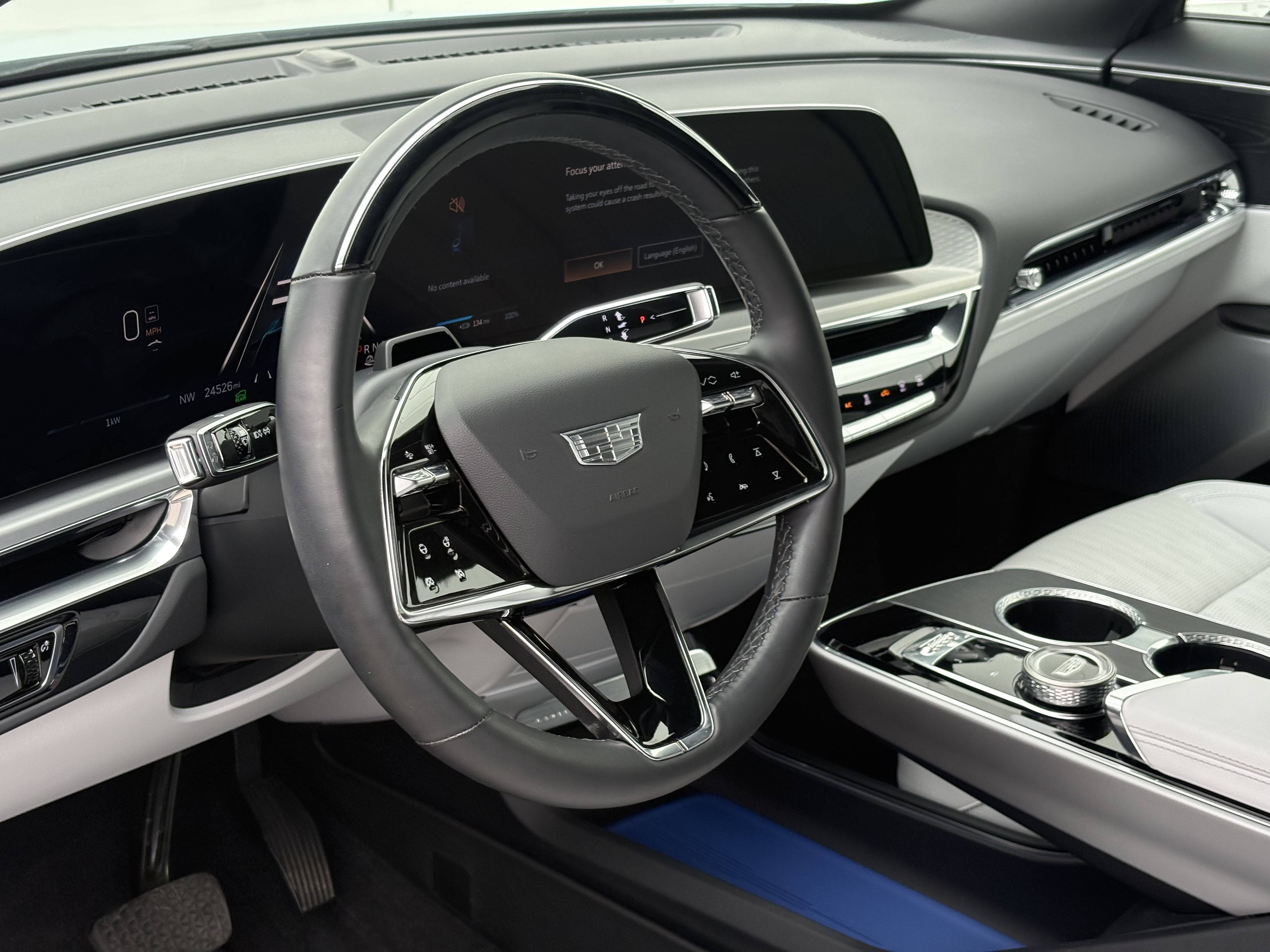 2024 Cadillac LYRIQ Sport 2
