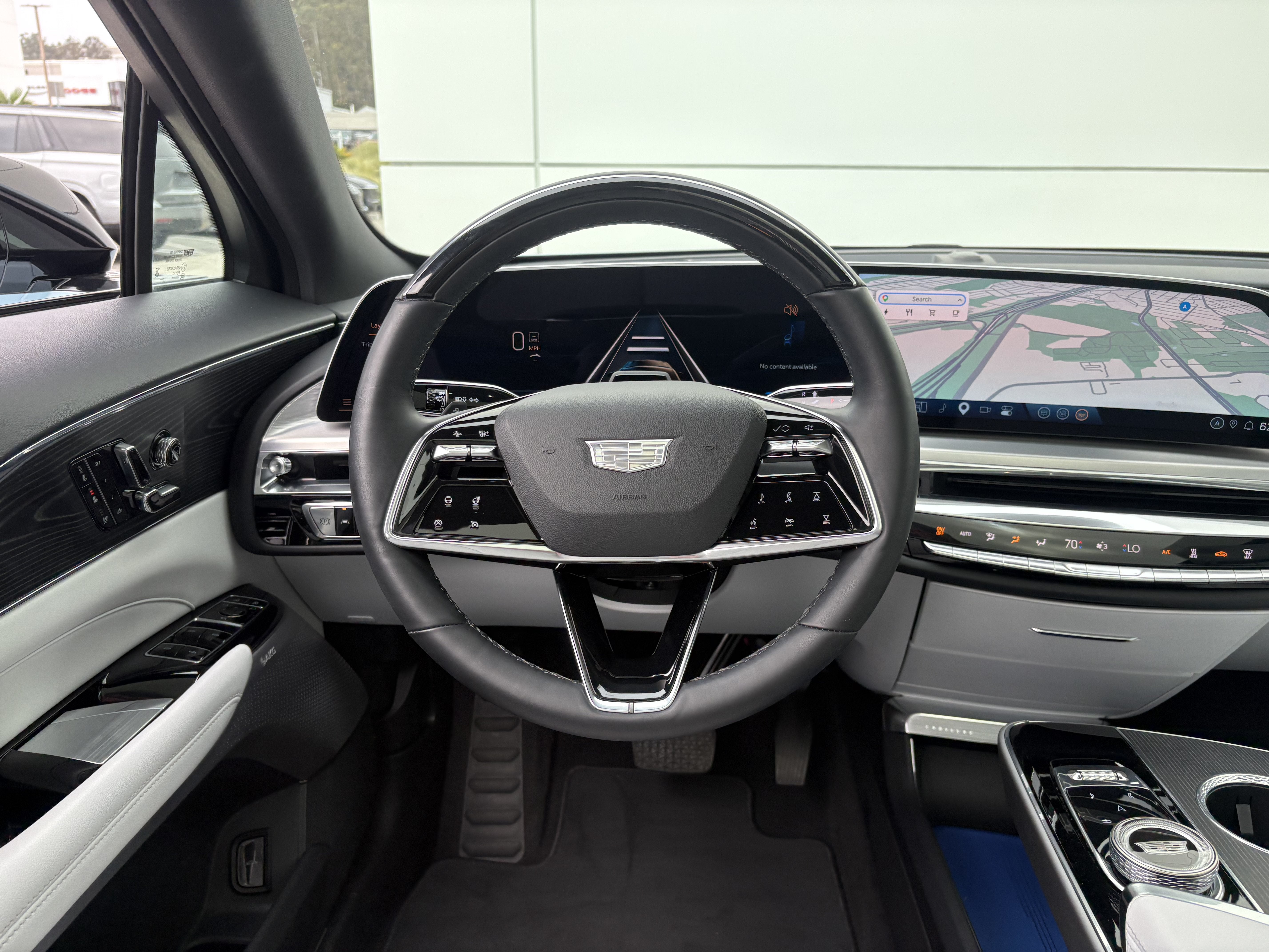 2024 Cadillac LYRIQ Sport 2