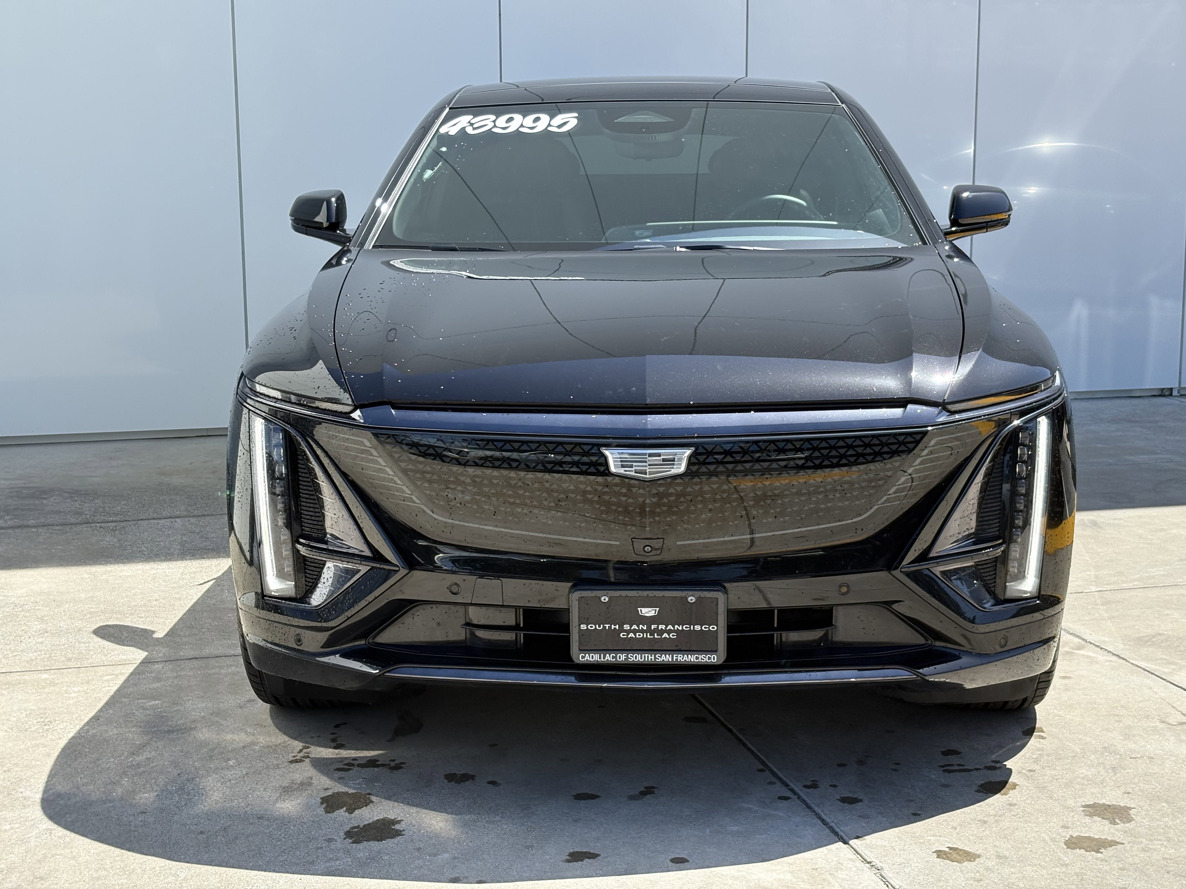 2024 Cadillac LYRIQ Sport 3